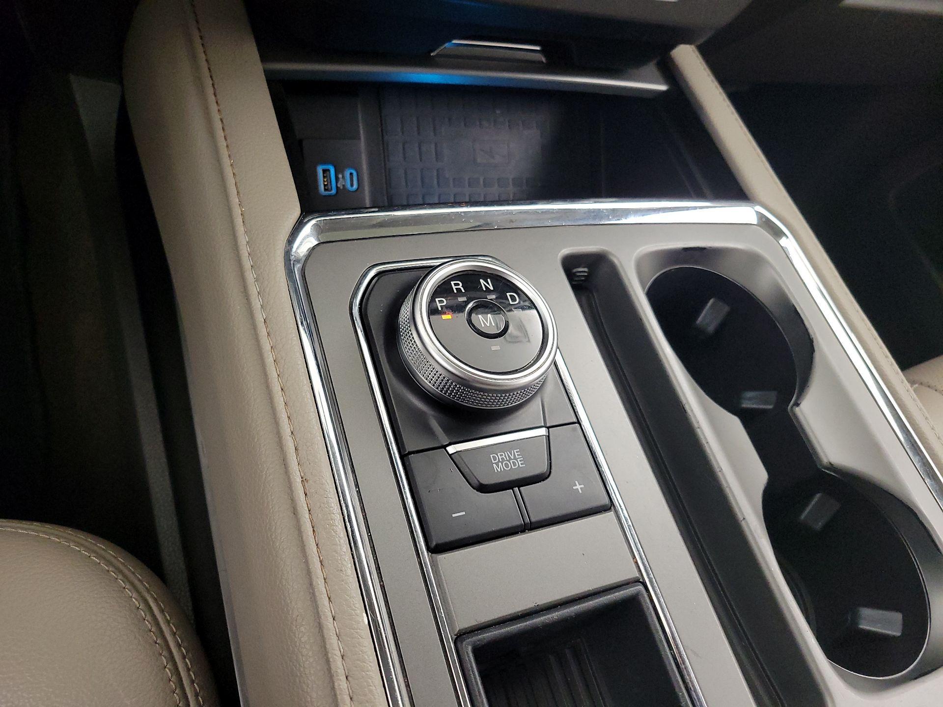 Thumbnail: 2021 Ford Expedition - 18