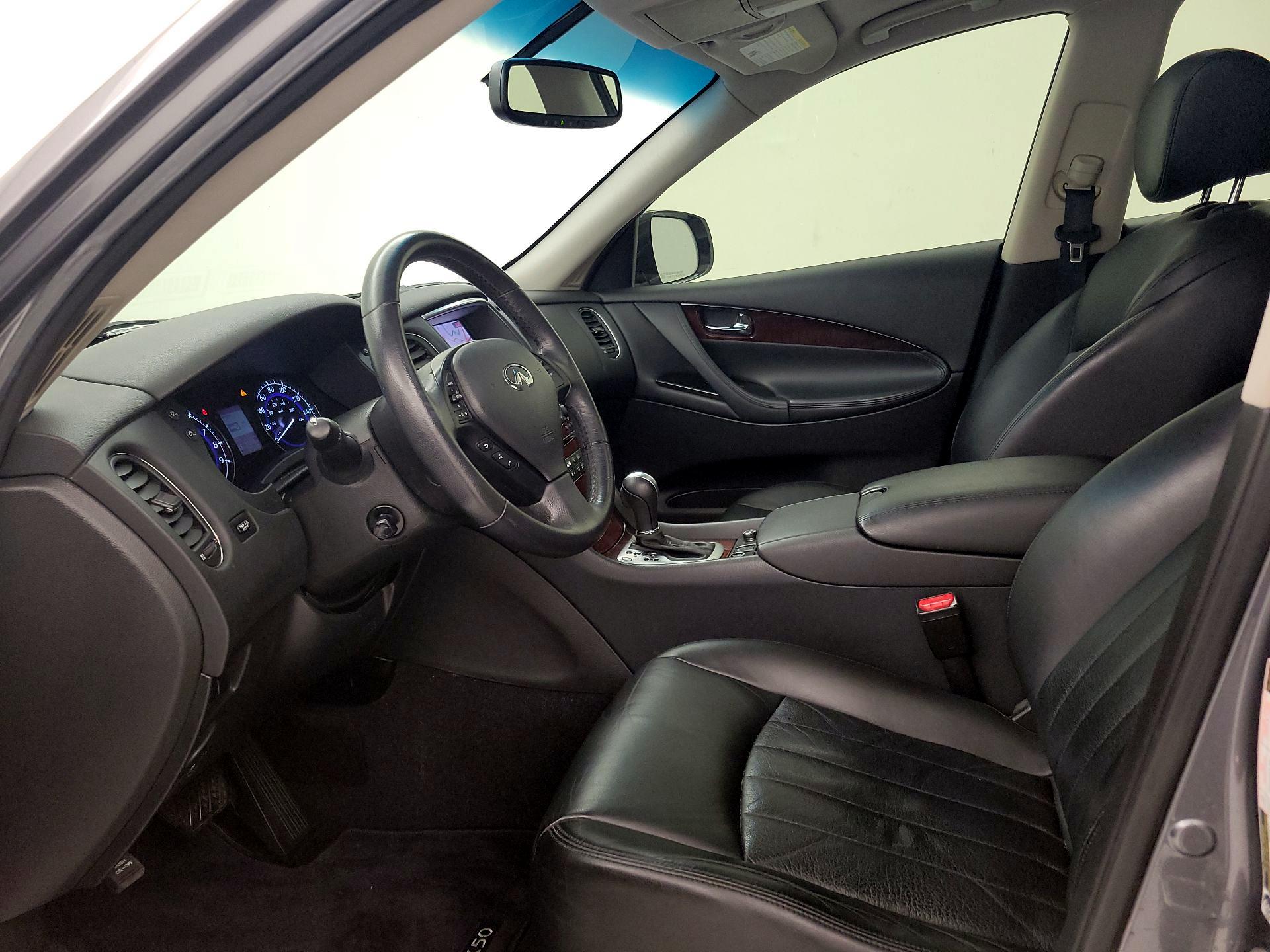 Thumbnail: 2017 INFINITI QX50 - 11