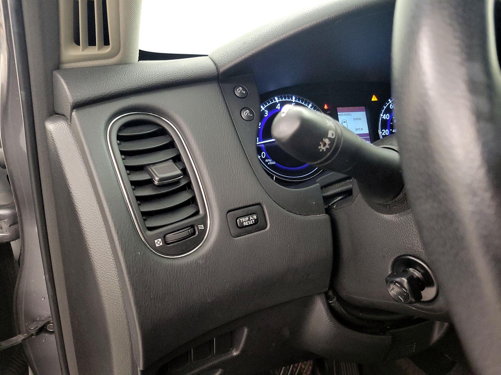 Thumbnail: 2017 INFINITI QX50 - 13