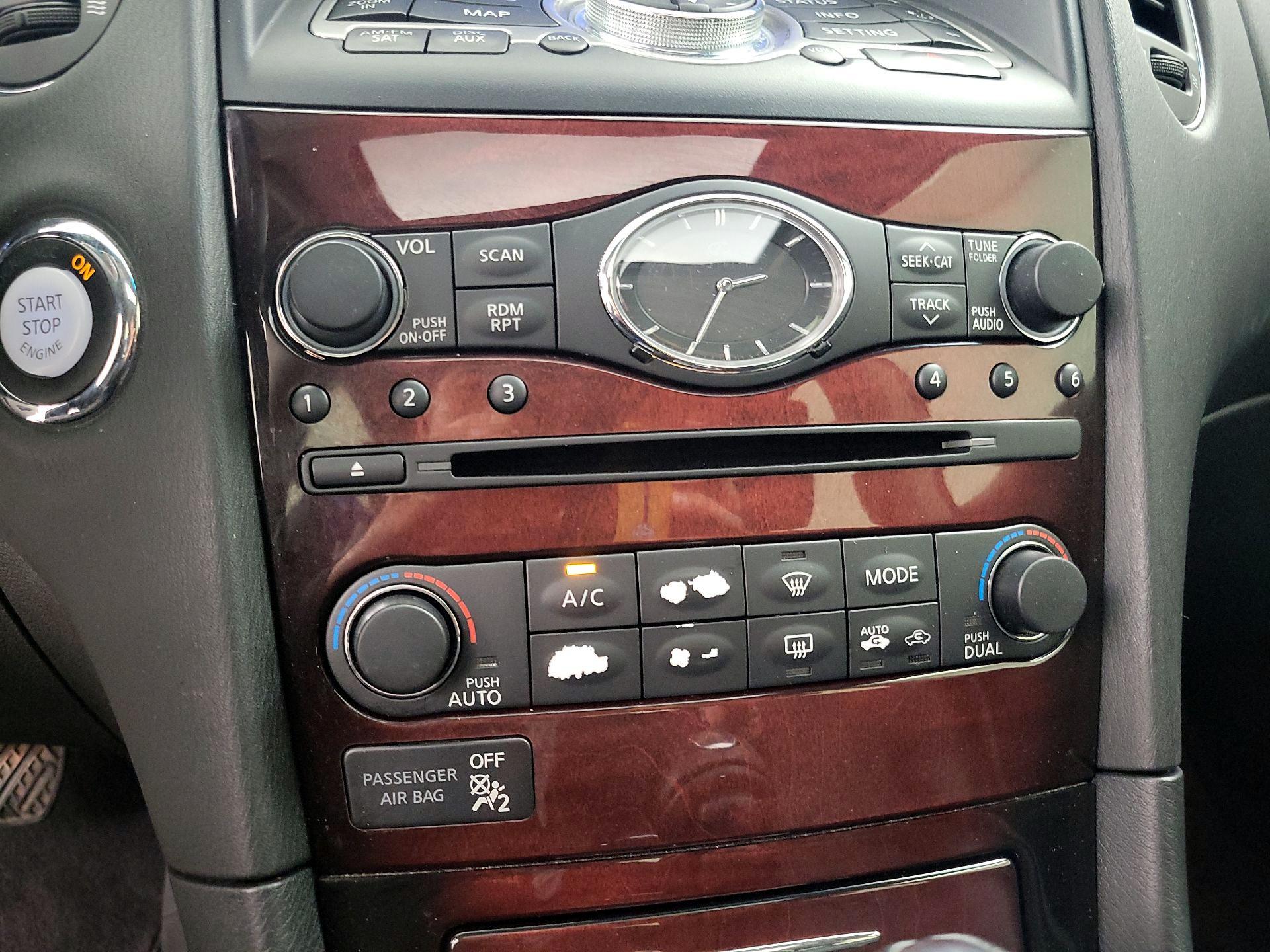 Thumbnail: 2017 INFINITI QX50 - 17