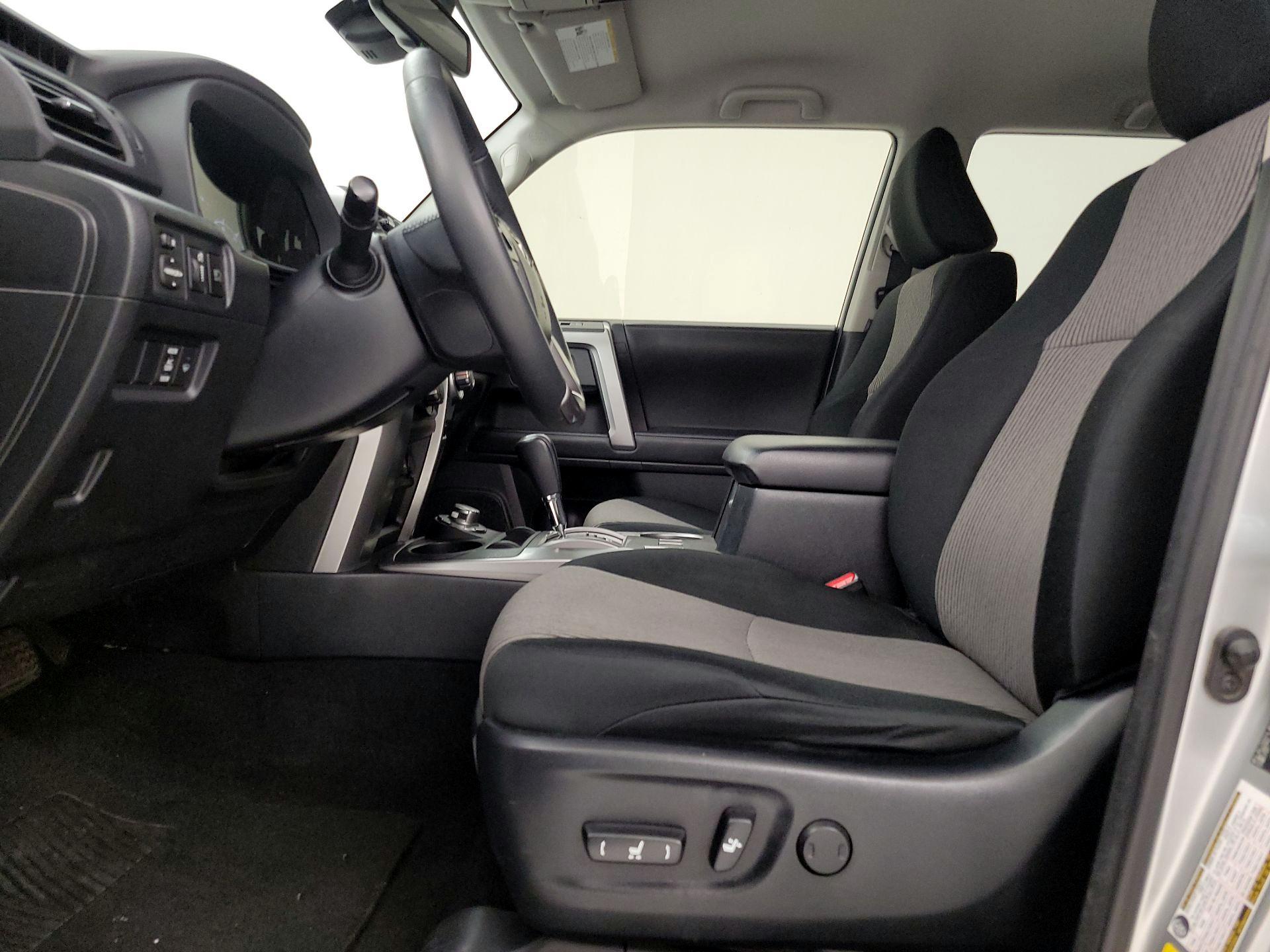 Thumbnail: 2022 Toyota 4Runner - 11