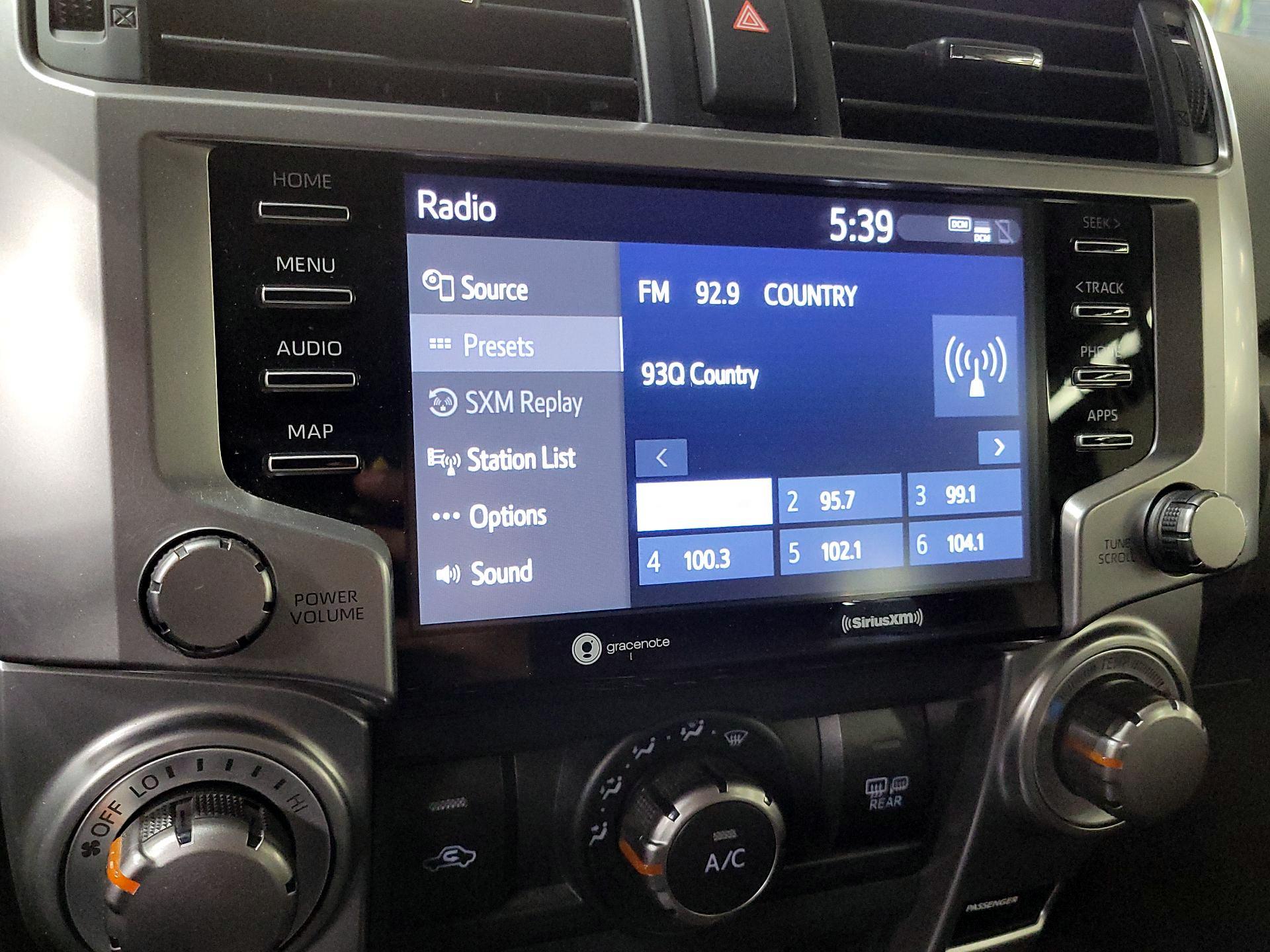 Thumbnail: 2022 Toyota 4Runner - 15