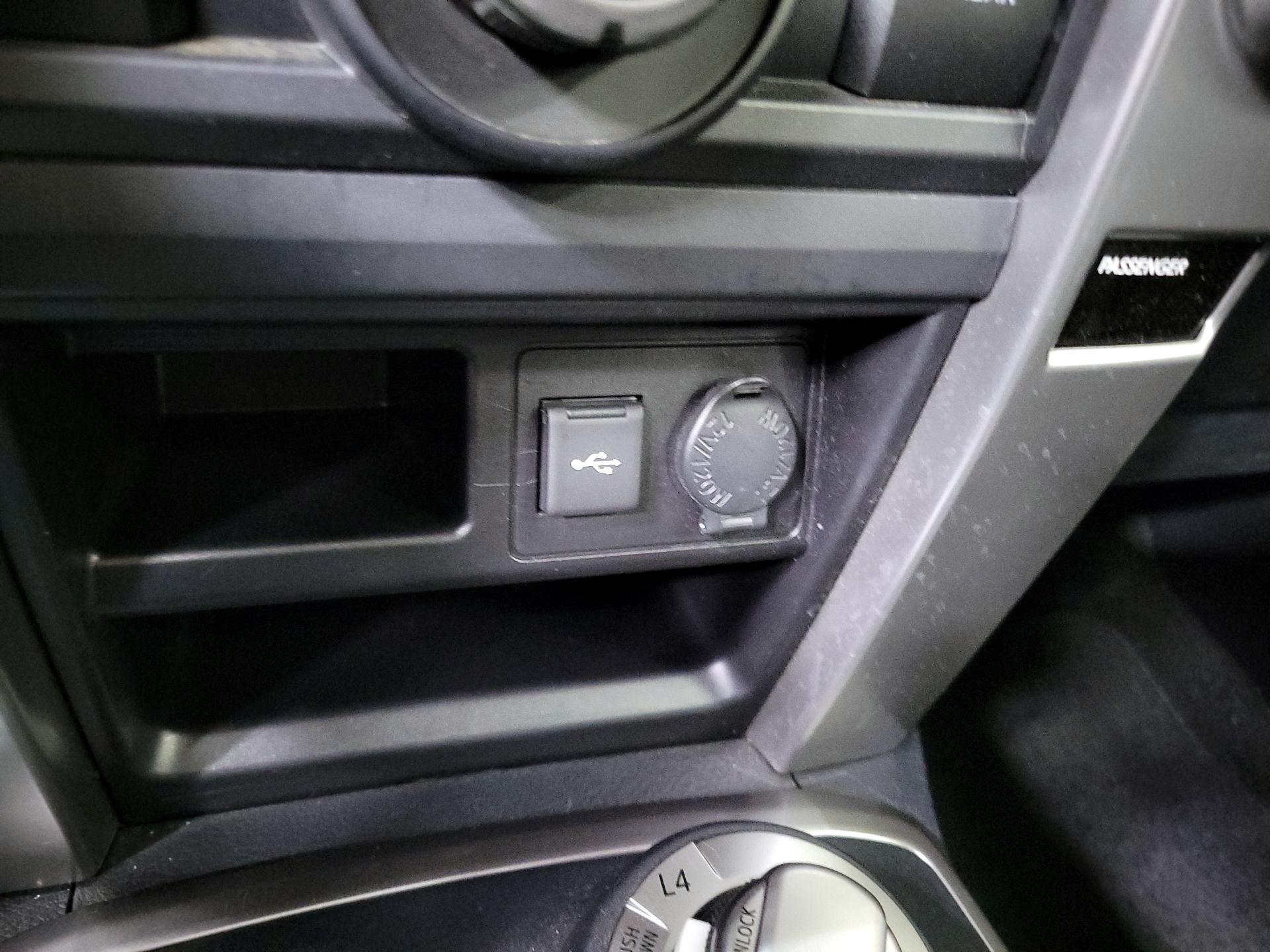 Thumbnail: 2022 Toyota 4Runner - 18