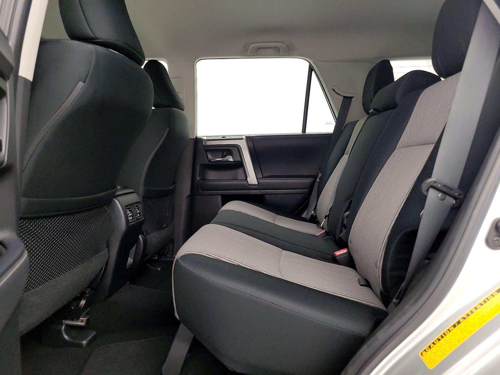 Thumbnail: 2022 Toyota 4Runner - 19