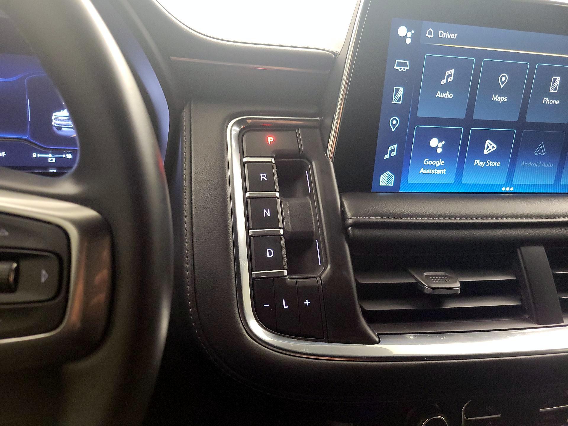 Thumbnail: 2023 Chevrolet Tahoe - 18