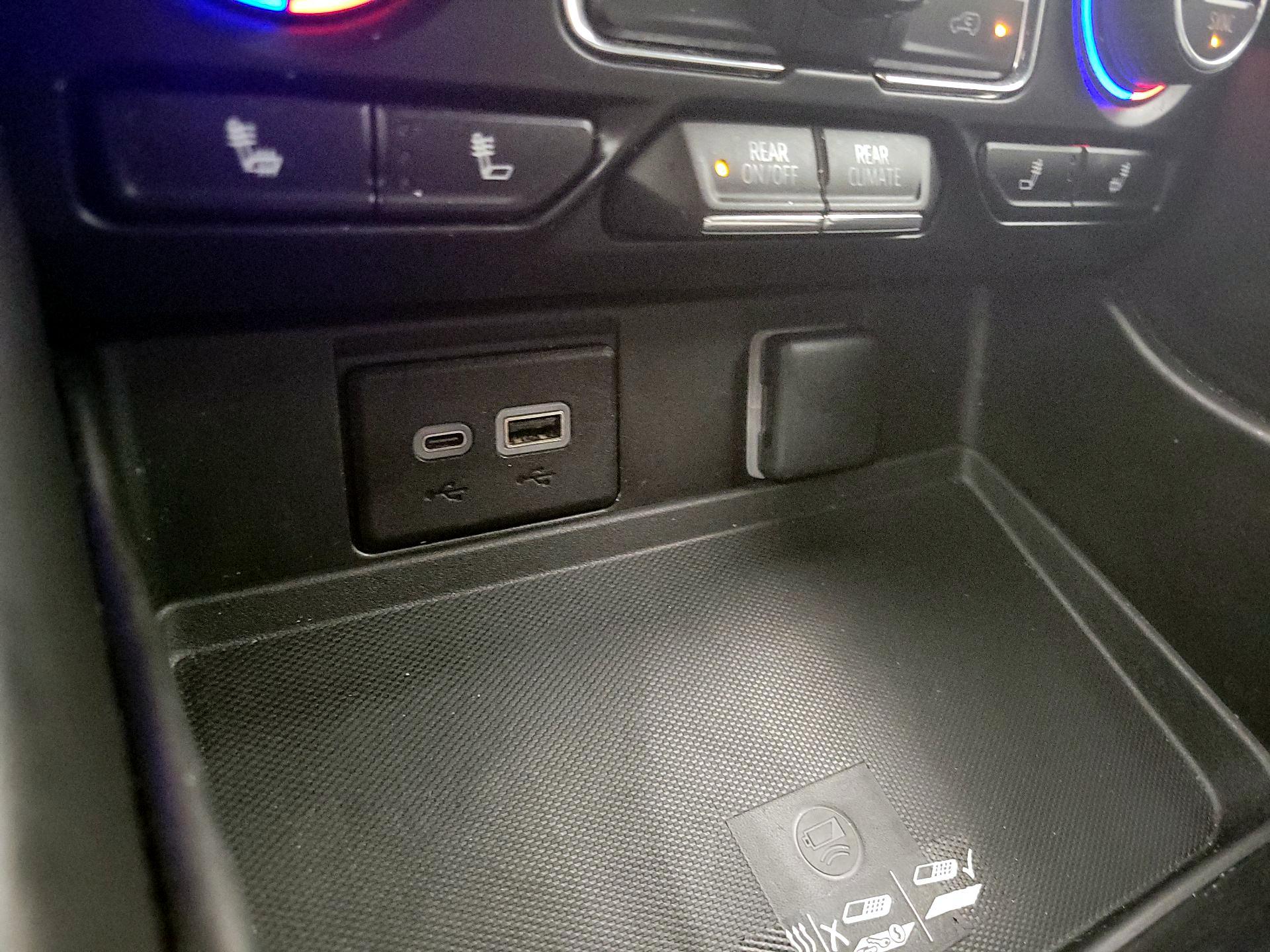 Thumbnail: 2023 Chevrolet Tahoe - 19