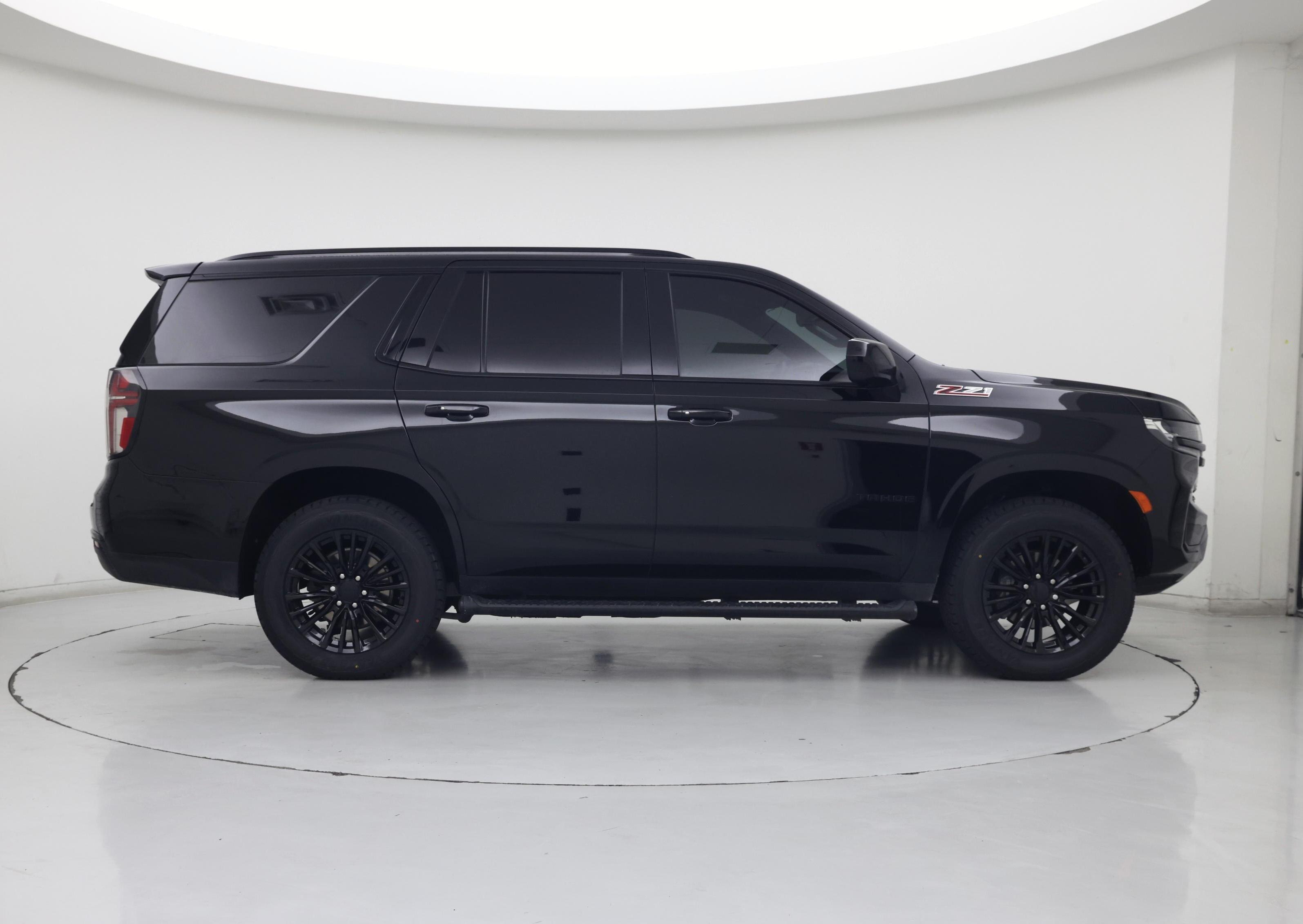 Thumbnail: 2023 Chevrolet Tahoe - 7