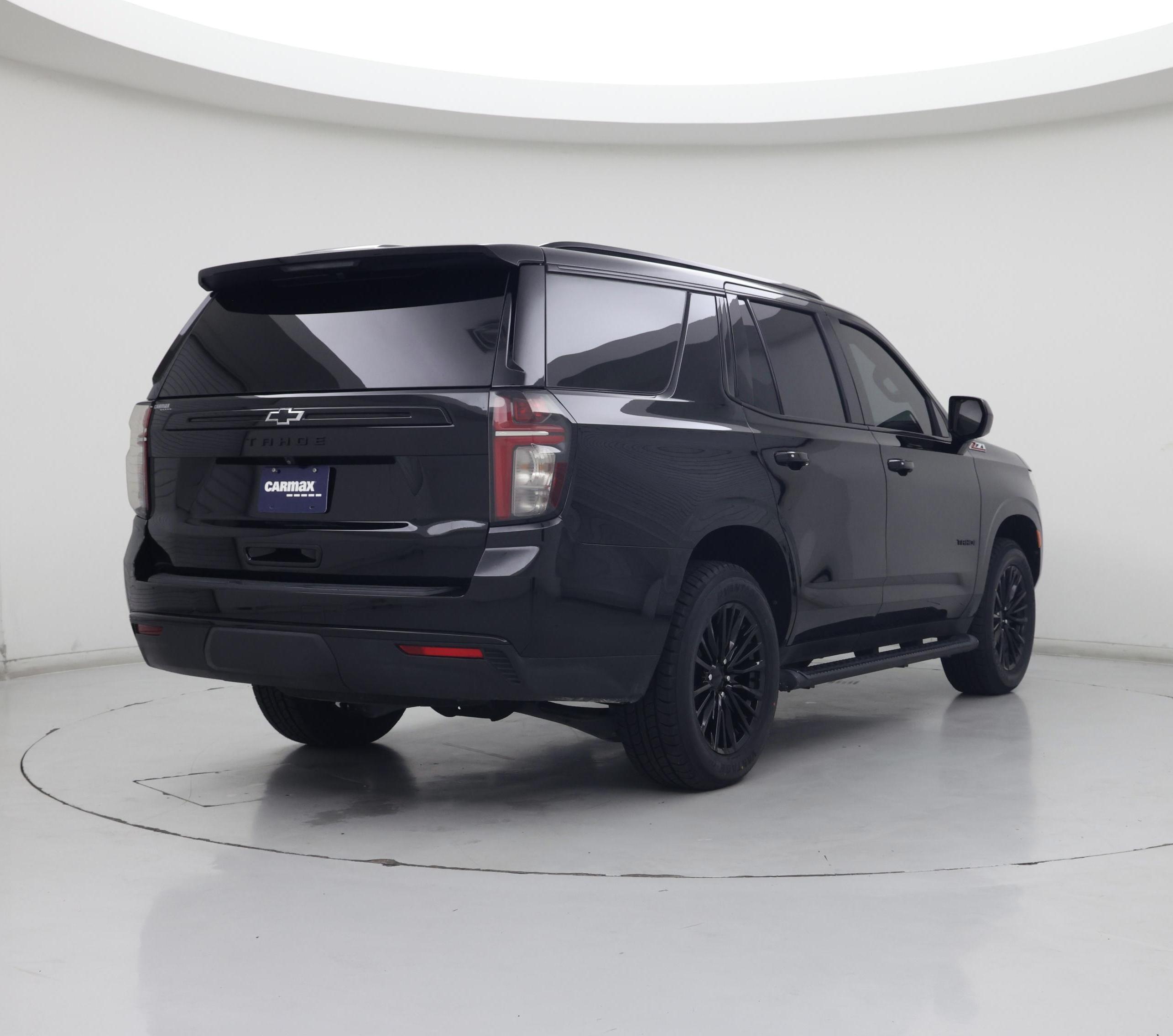 Thumbnail: 2023 Chevrolet Tahoe - 8