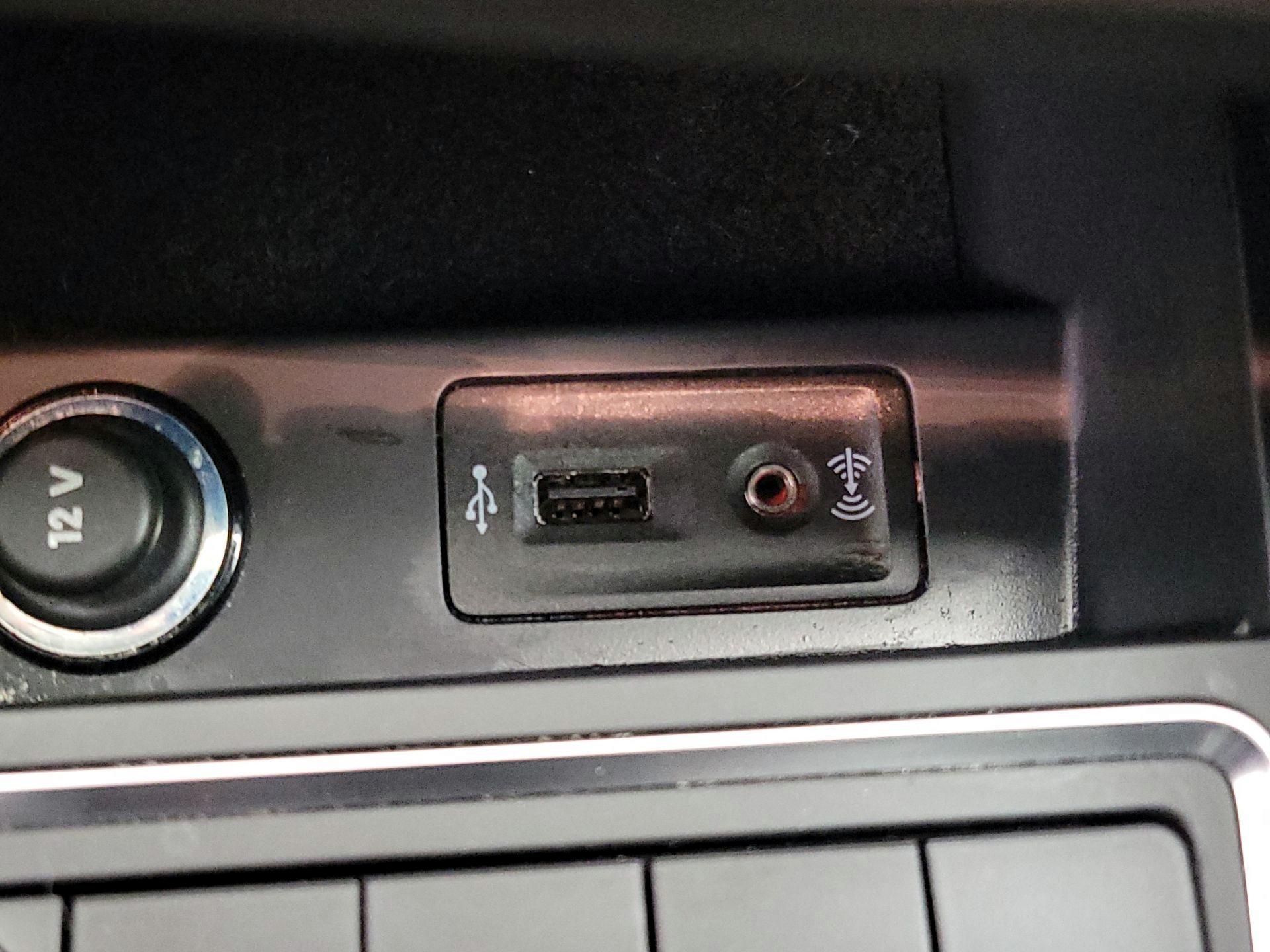 Thumbnail: 2017 Volkswagen Jetta - 18