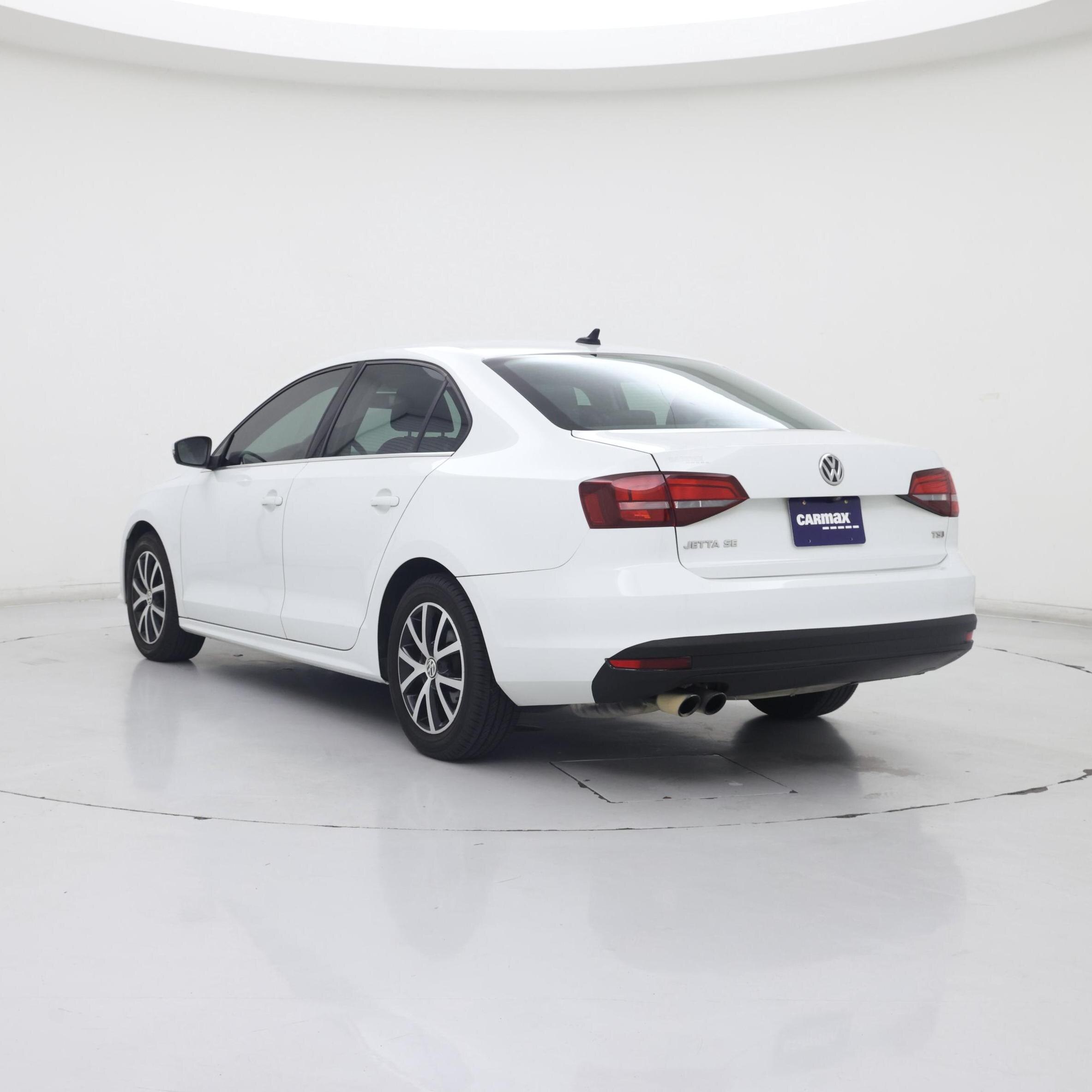 Thumbnail: 2017 Volkswagen Jetta - 2