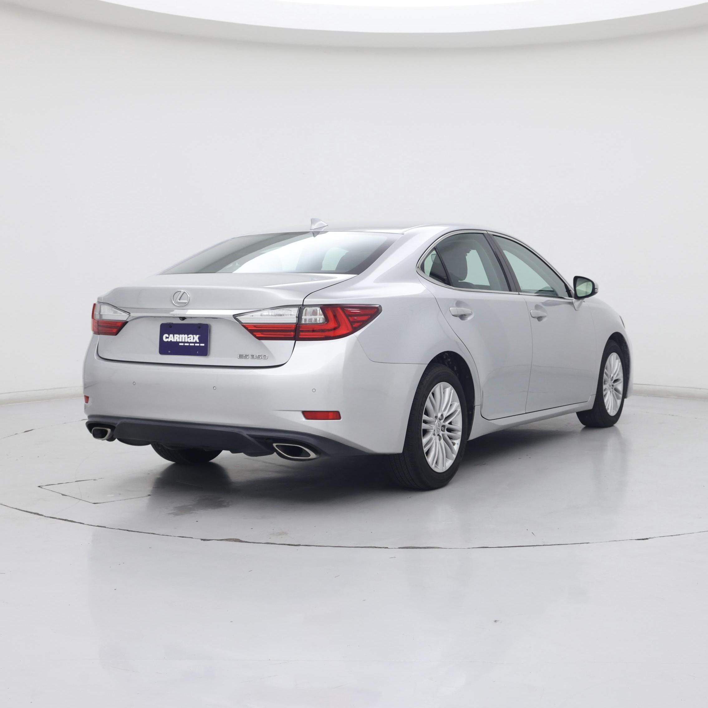 Thumbnail: 2017 Lexus ES - 8