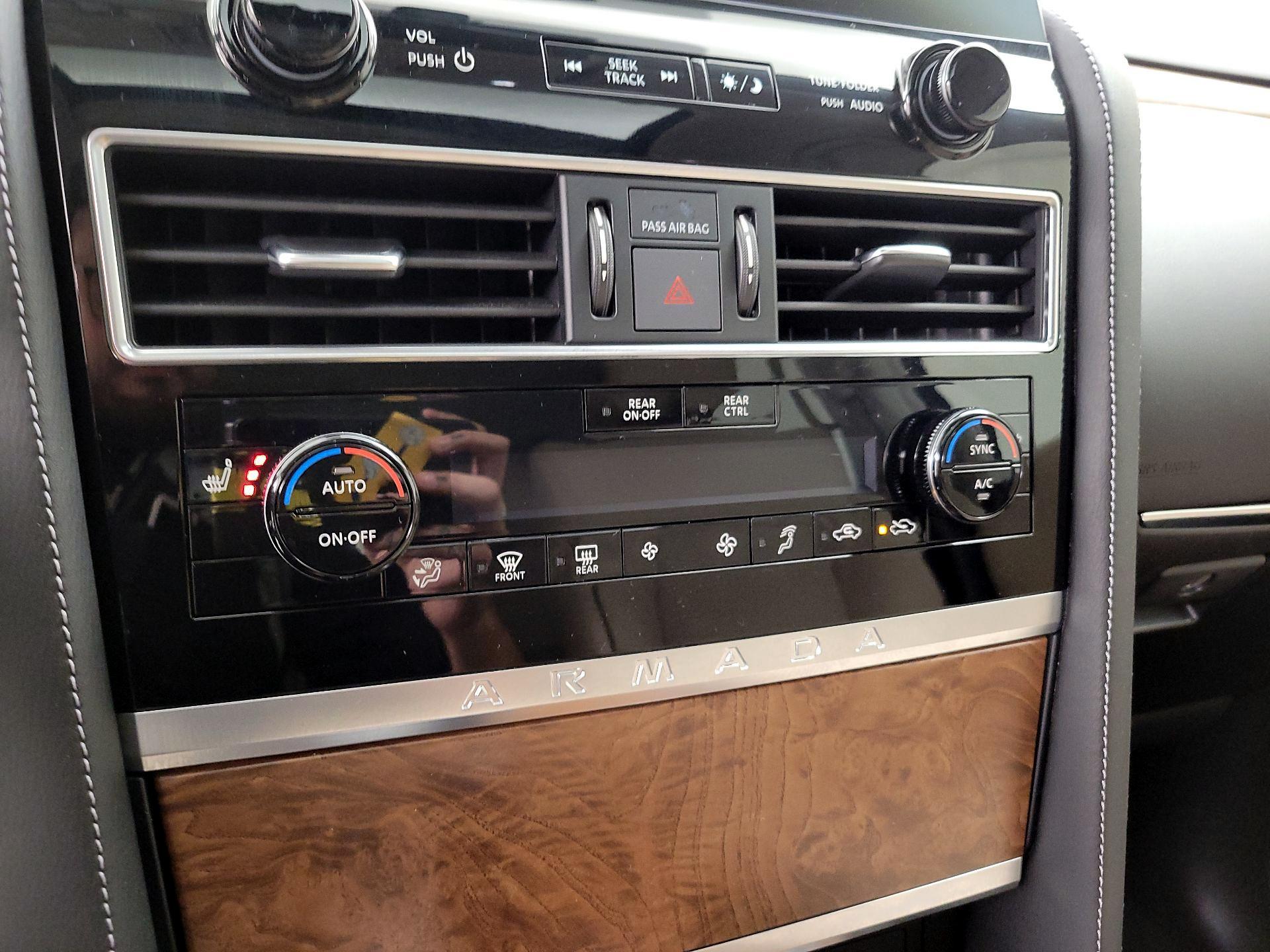 Thumbnail: 2023 Nissan Armada - 17