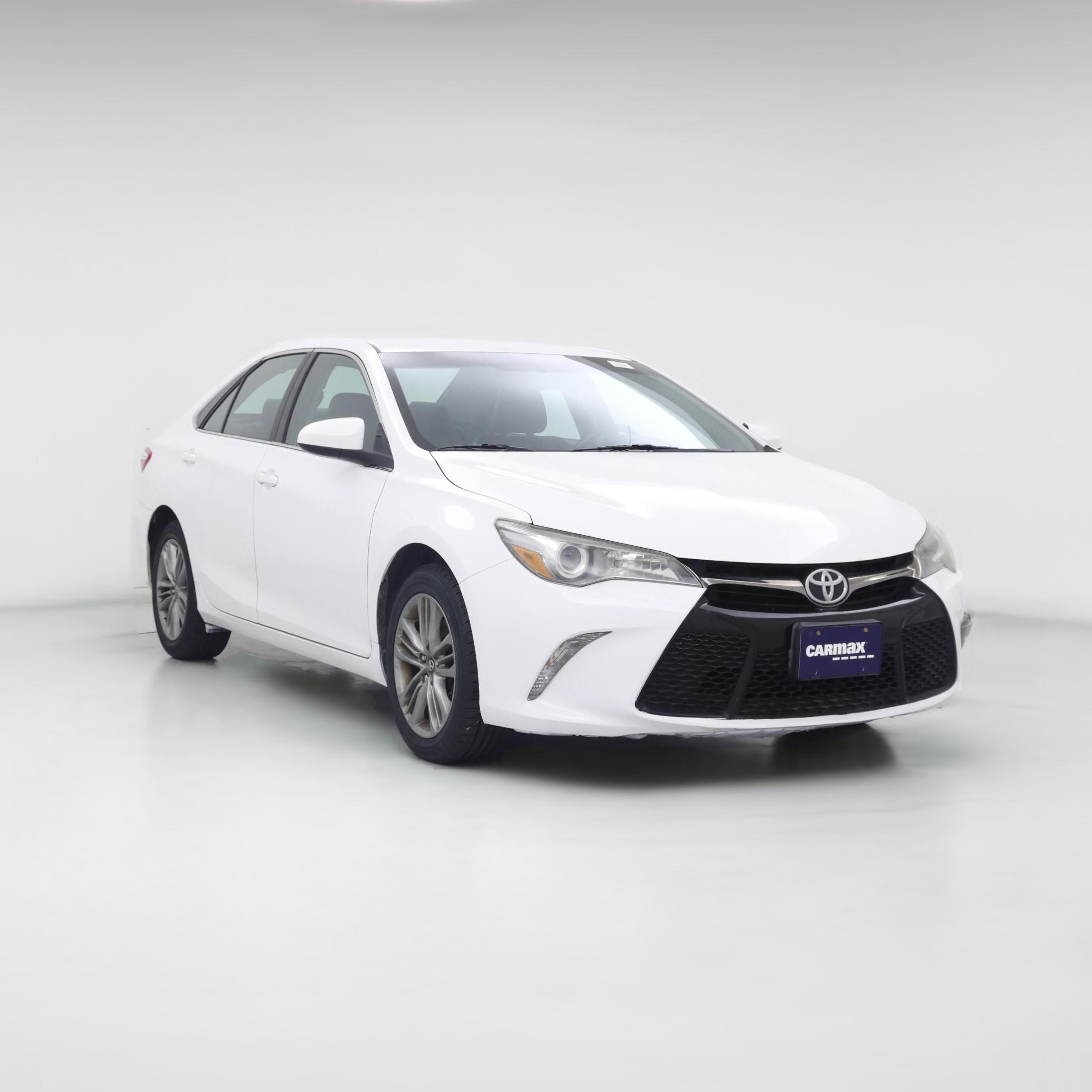 Thumbnail: 2016 Toyota Camry - 1