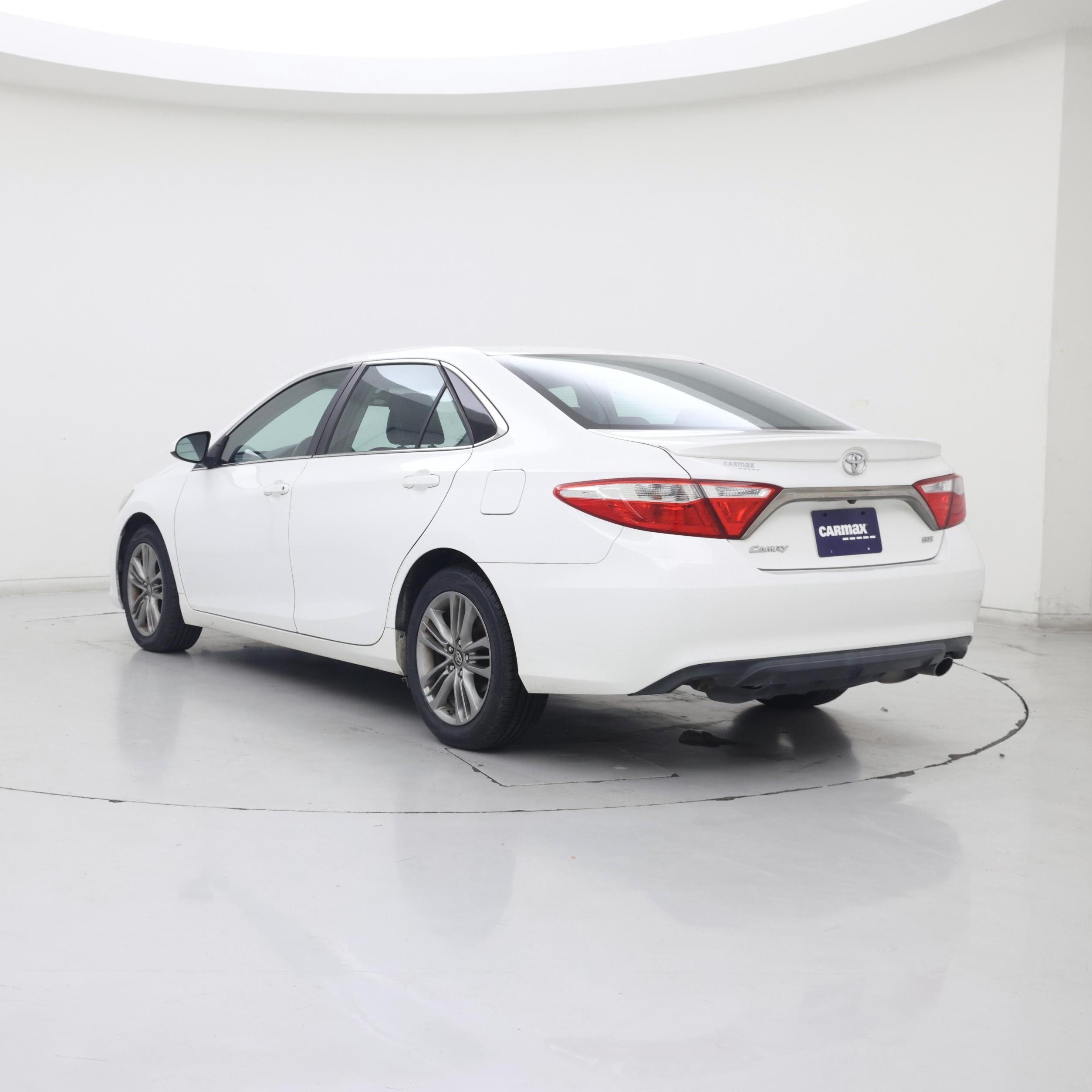 Thumbnail: 2016 Toyota Camry - 2