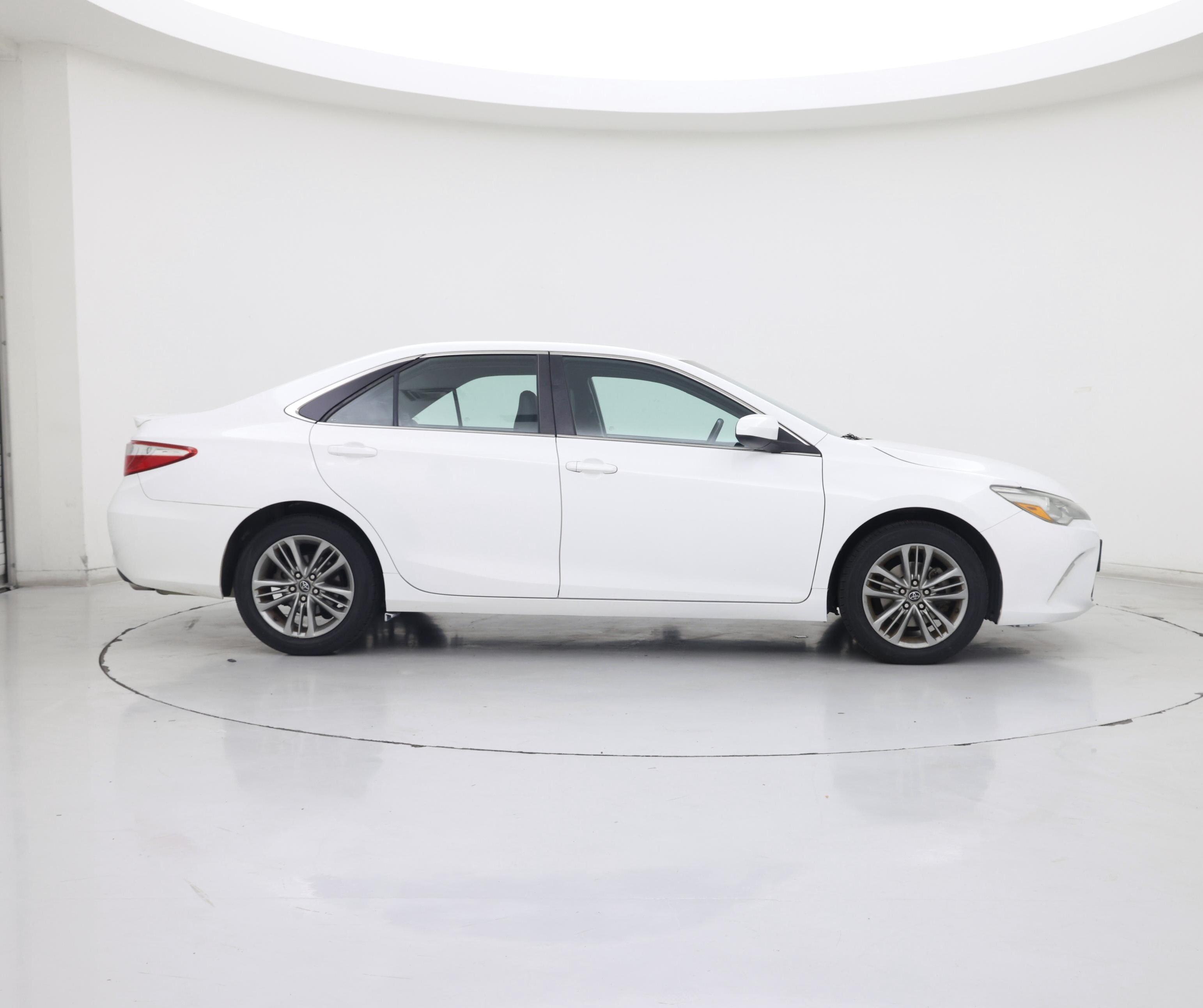 Thumbnail: 2016 Toyota Camry - 7
