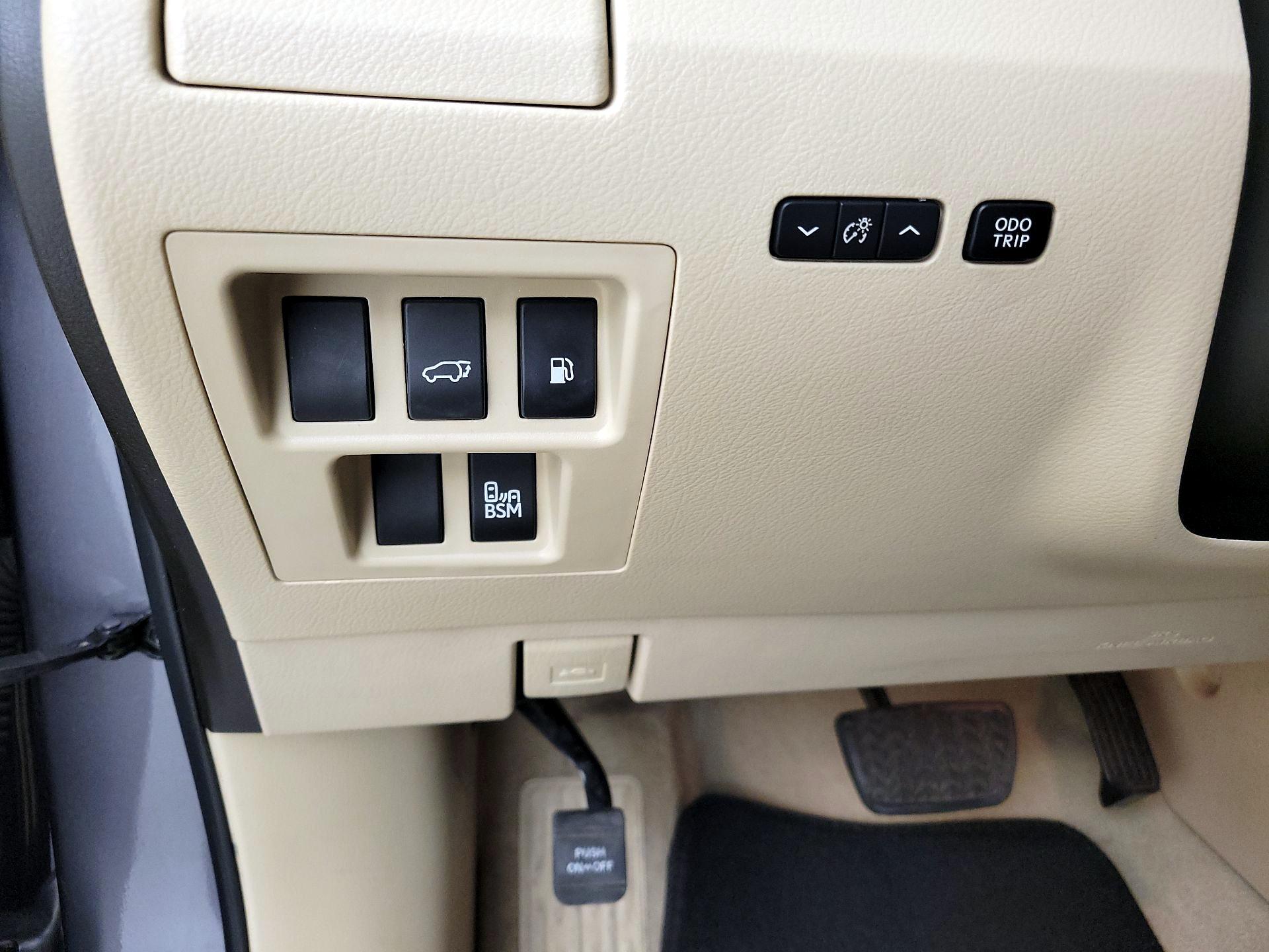 Thumbnail: 2015 Lexus RX - 13