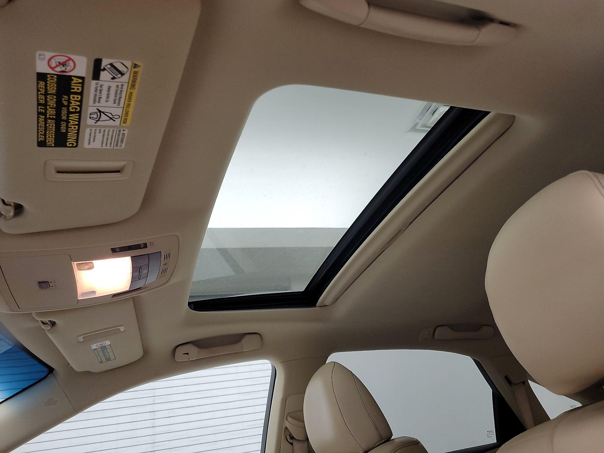 Thumbnail: 2015 Lexus RX - 19