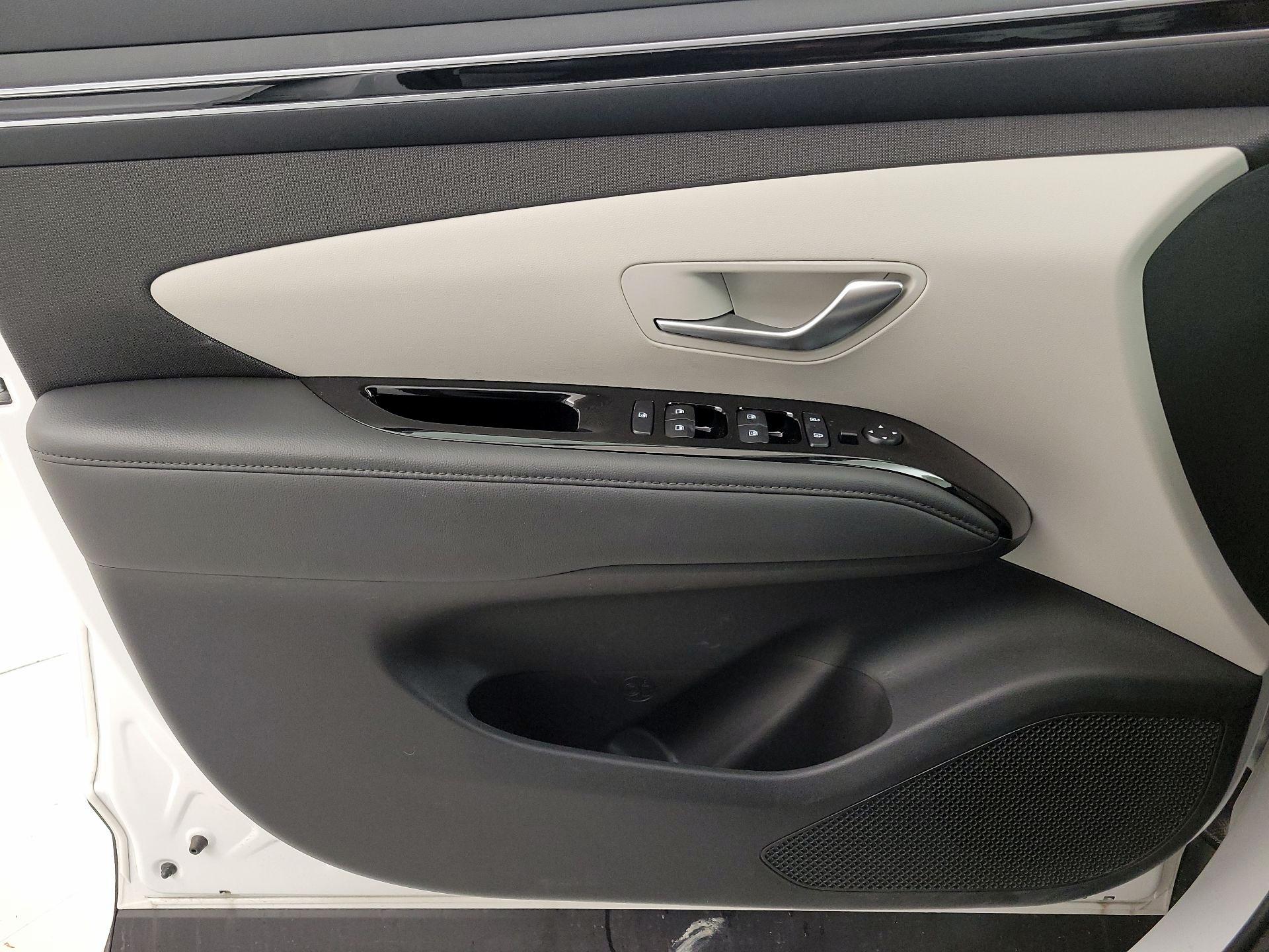 Thumbnail: 2024 Hyundai Tucson - 12