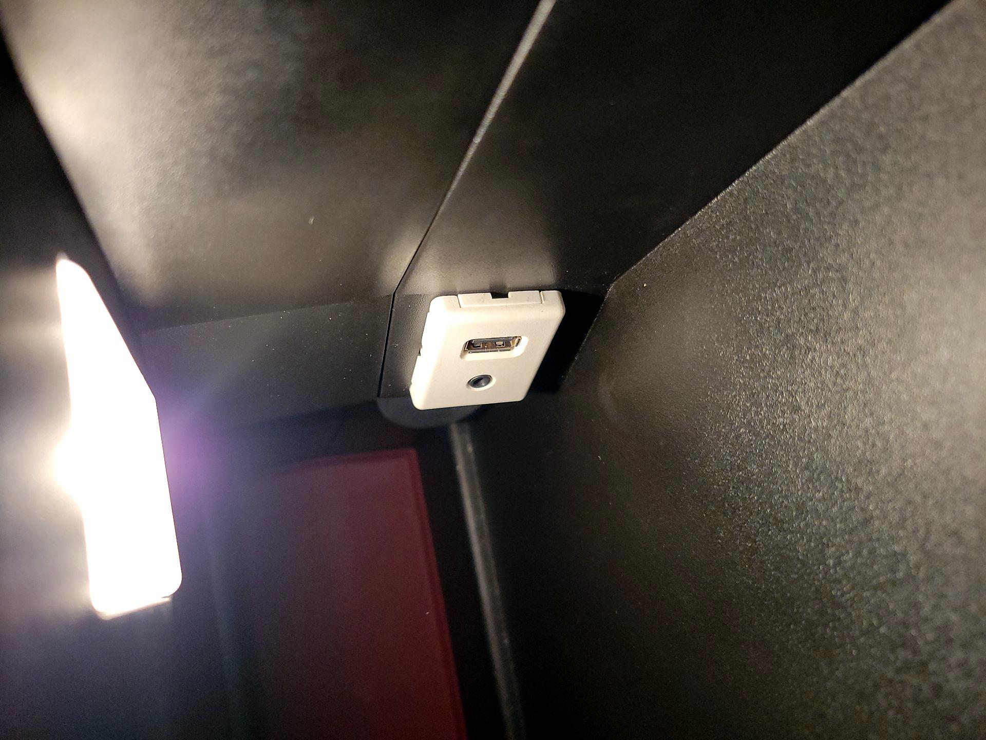 Thumbnail: 2017 GMC Terrain - 17