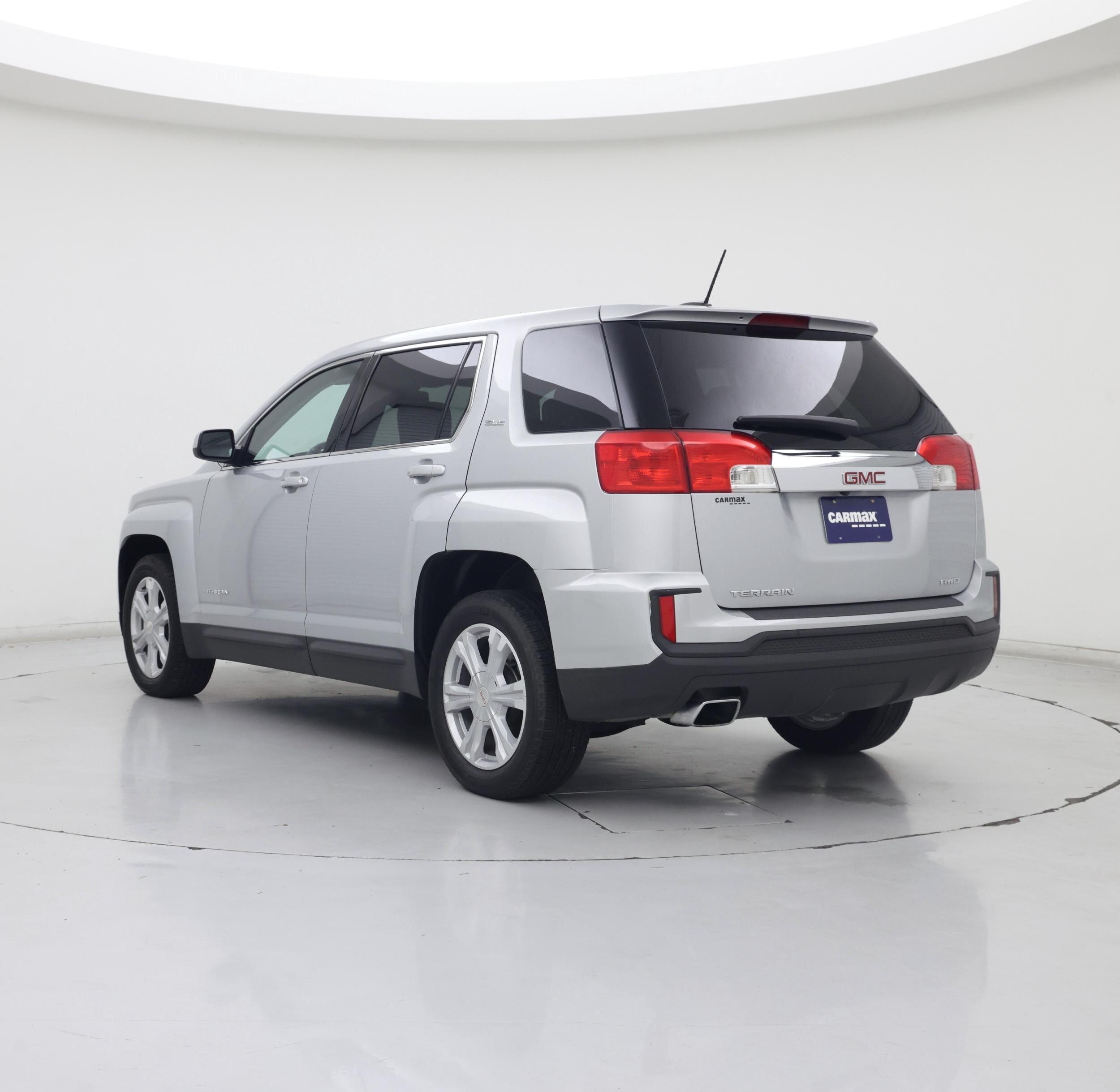 Thumbnail: 2017 GMC Terrain - 2