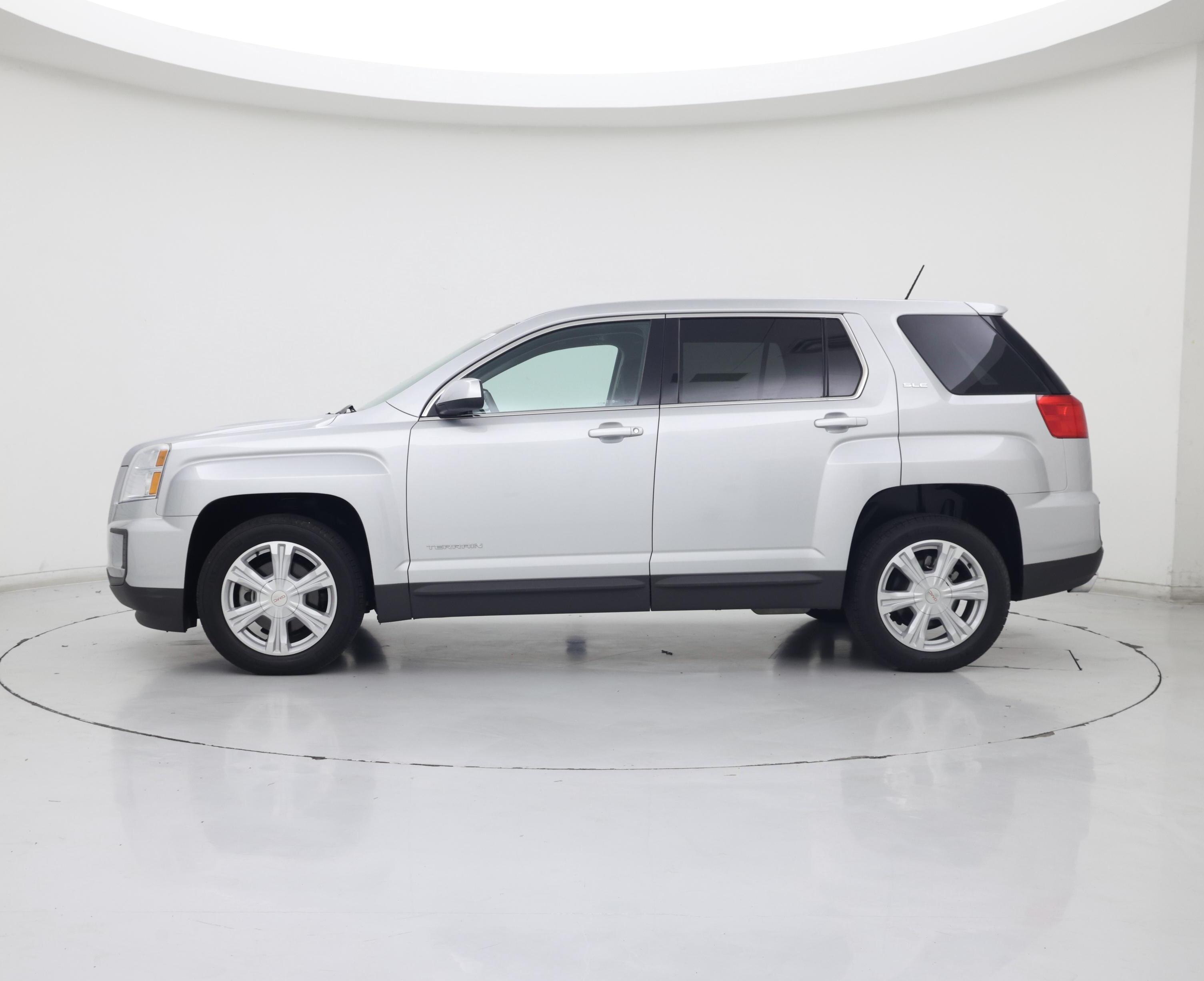 Thumbnail: 2017 GMC Terrain - 3