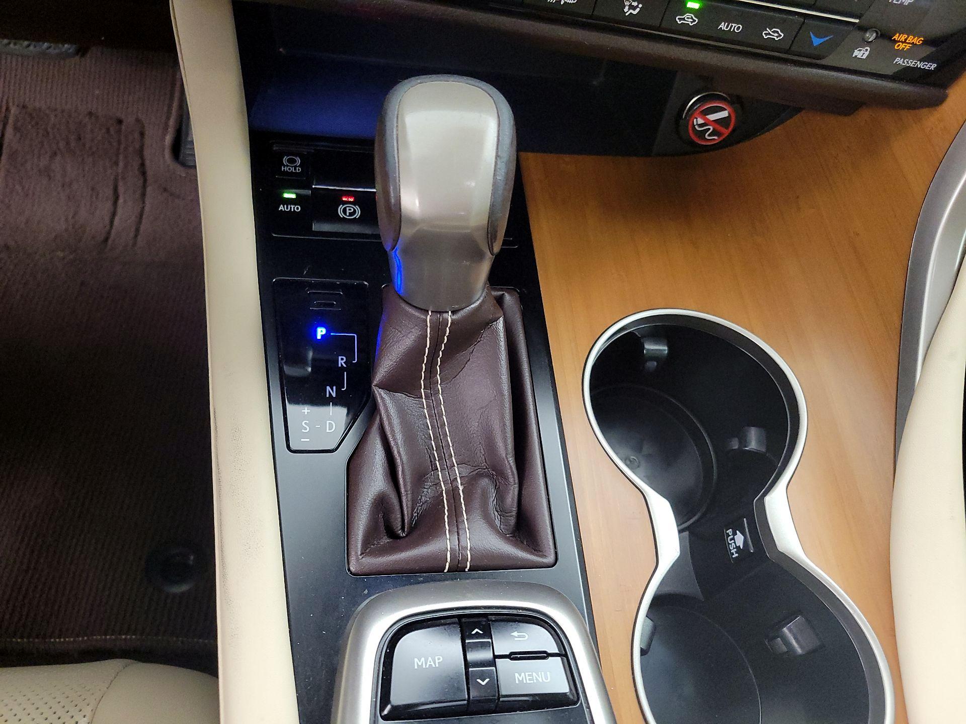 Thumbnail: 2019 Lexus RX - 18