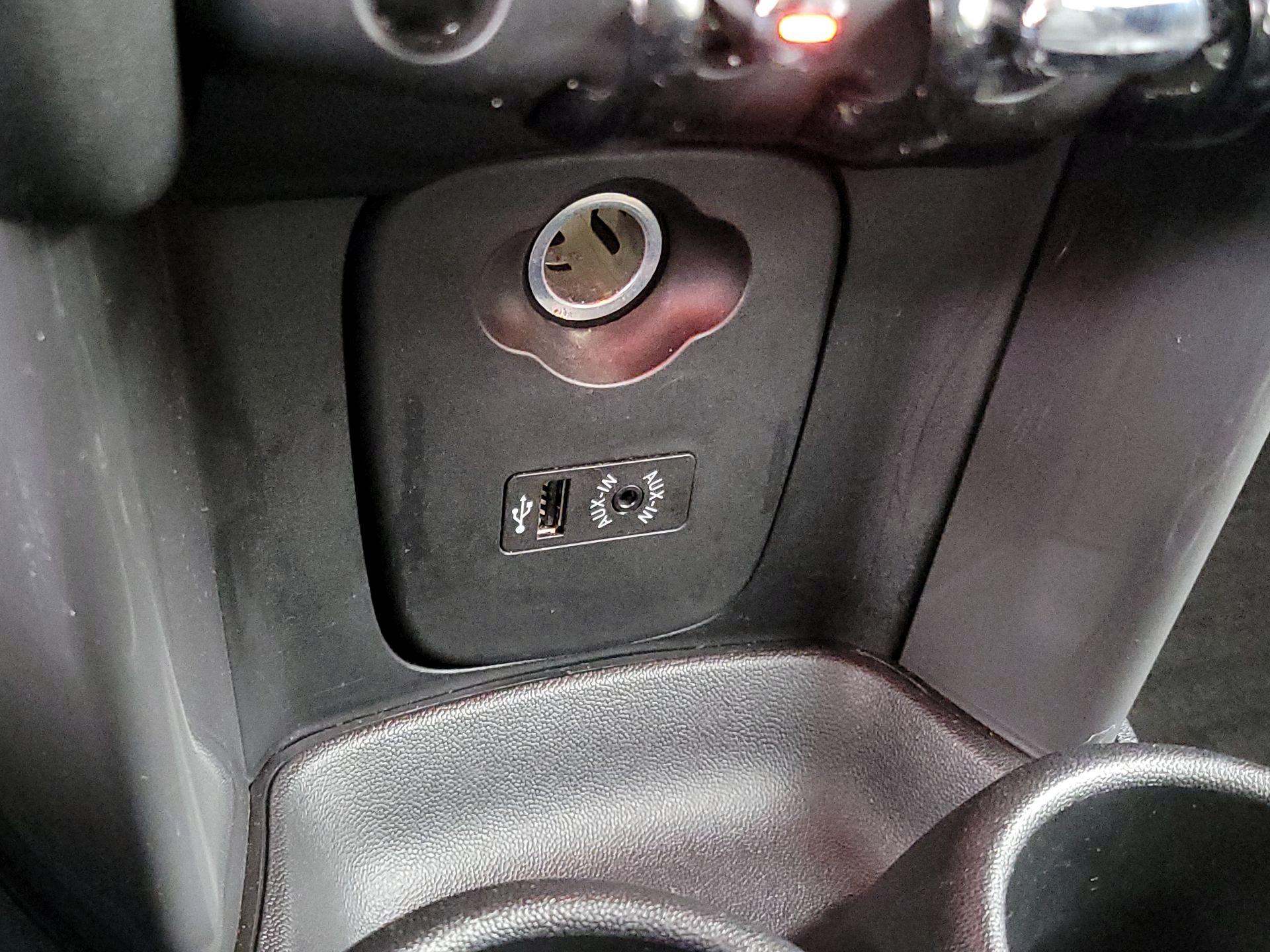 Thumbnail: 2018 MINI Cooper Hardtop - 18