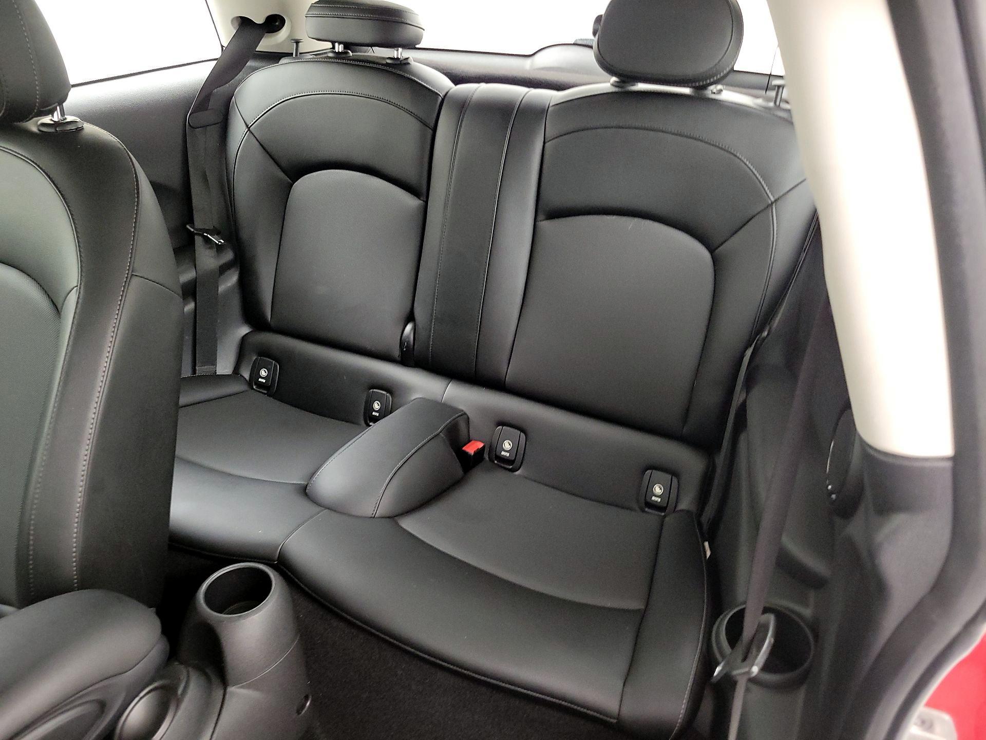 Thumbnail: 2018 MINI Cooper Hardtop - 19