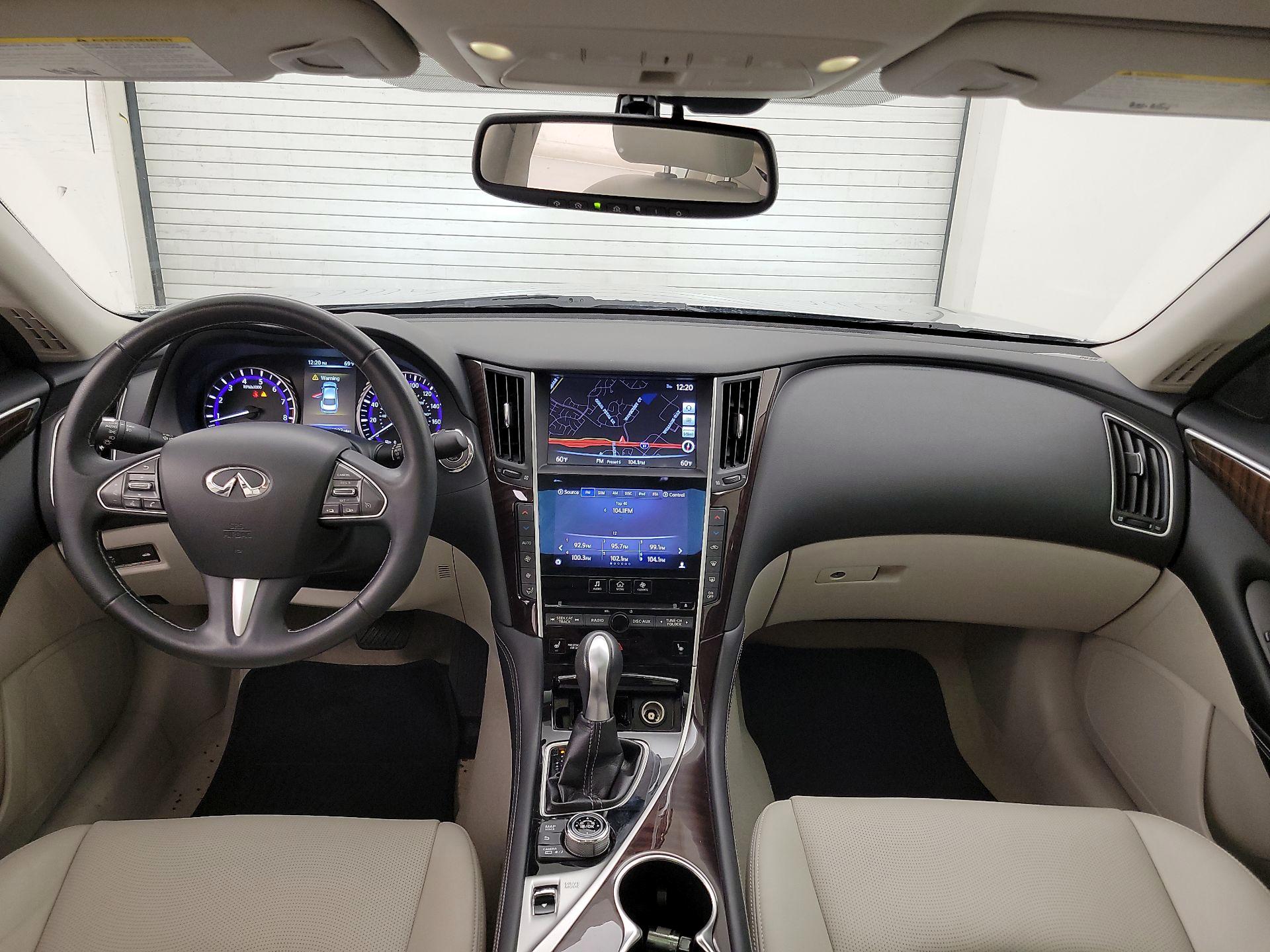 Thumbnail: 2015 INFINITI Q50 - 9