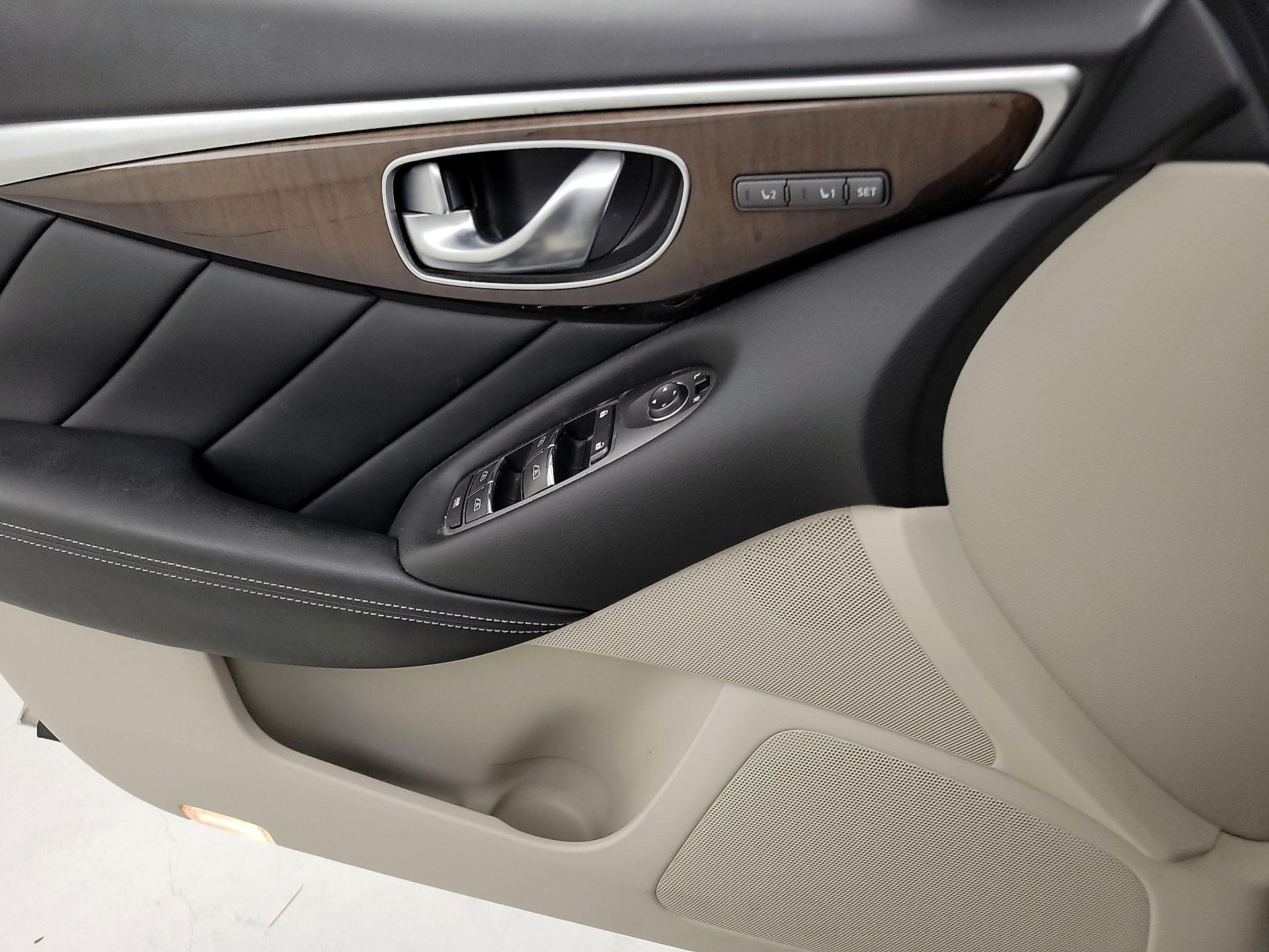 Thumbnail: 2015 INFINITI Q50 - 12