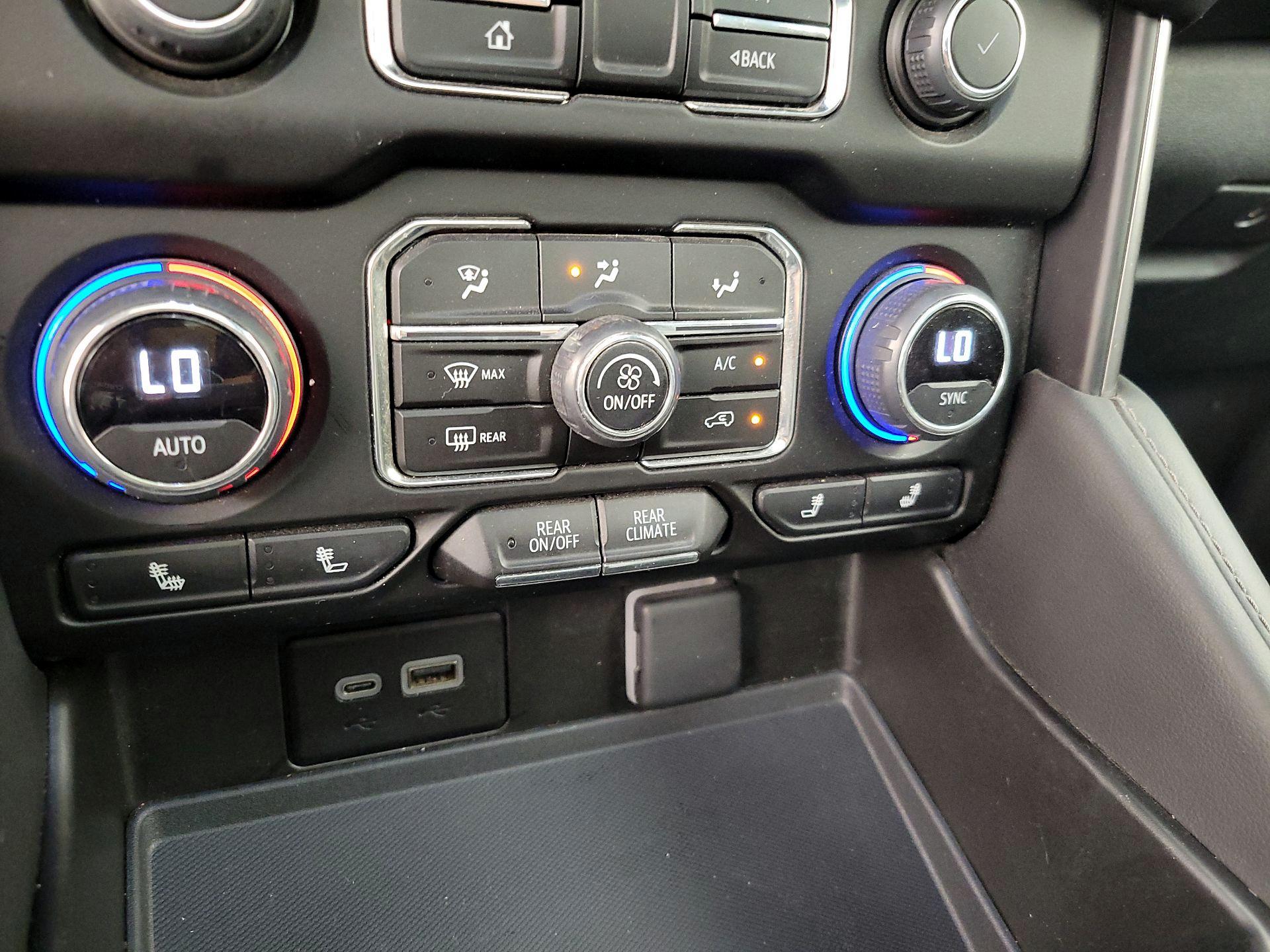 Thumbnail: 2023 Chevrolet Suburban - 16