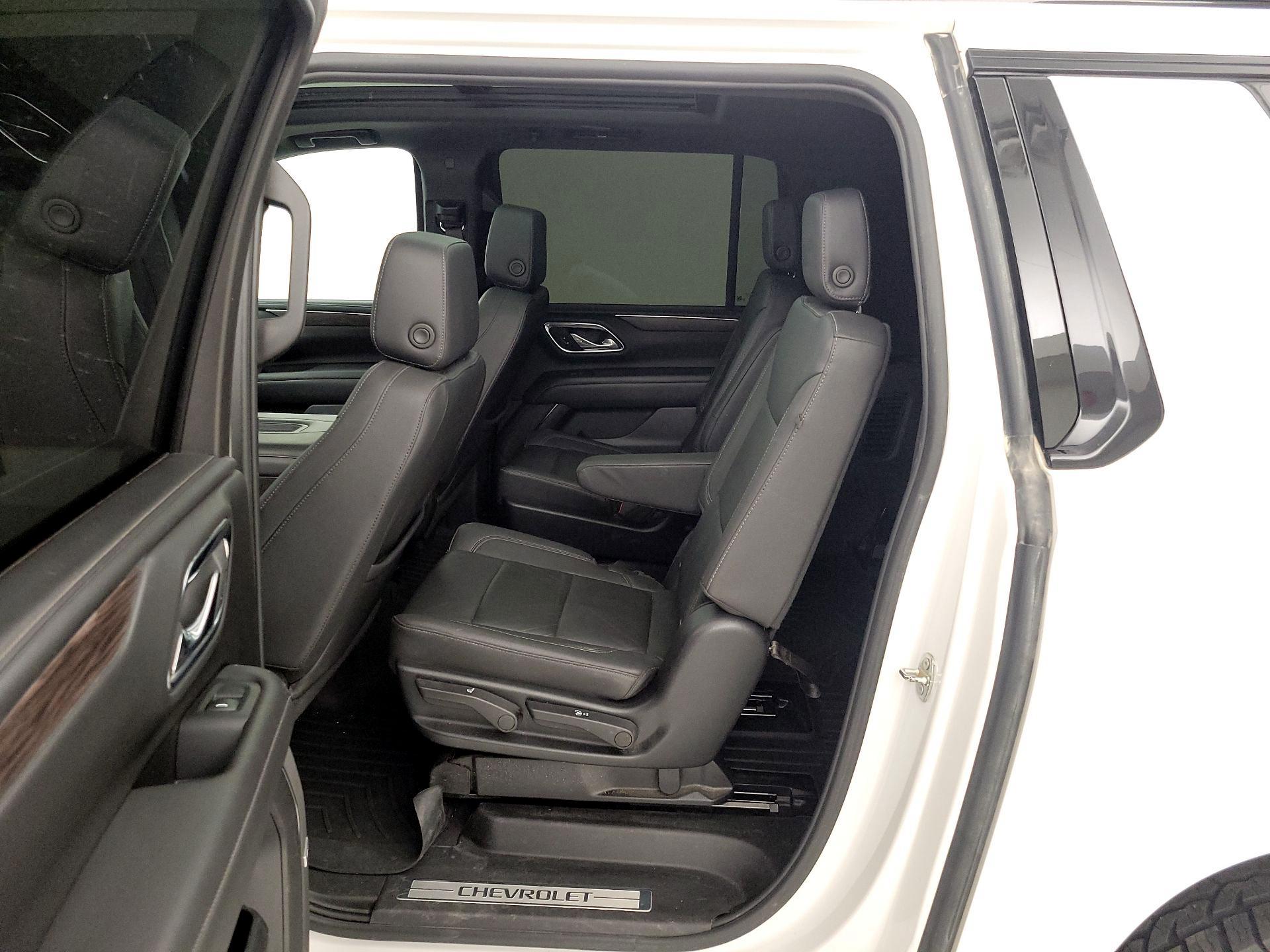 Thumbnail: 2023 Chevrolet Suburban - 20