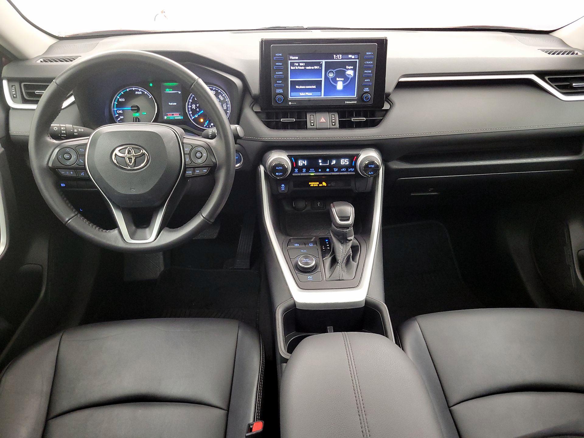 Thumbnail: 2022 Toyota RAV4 - 9