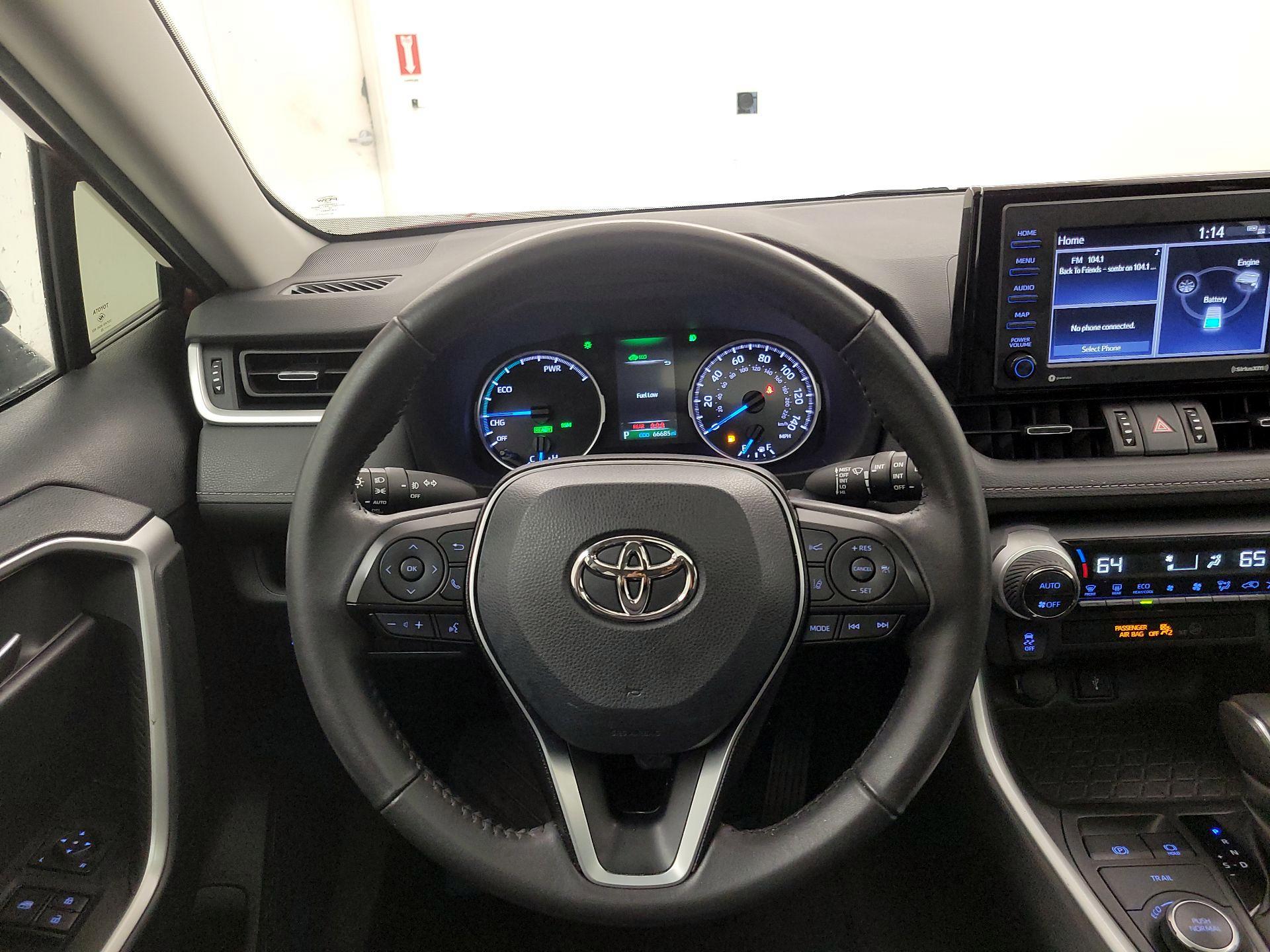 Thumbnail: 2022 Toyota RAV4 - 10