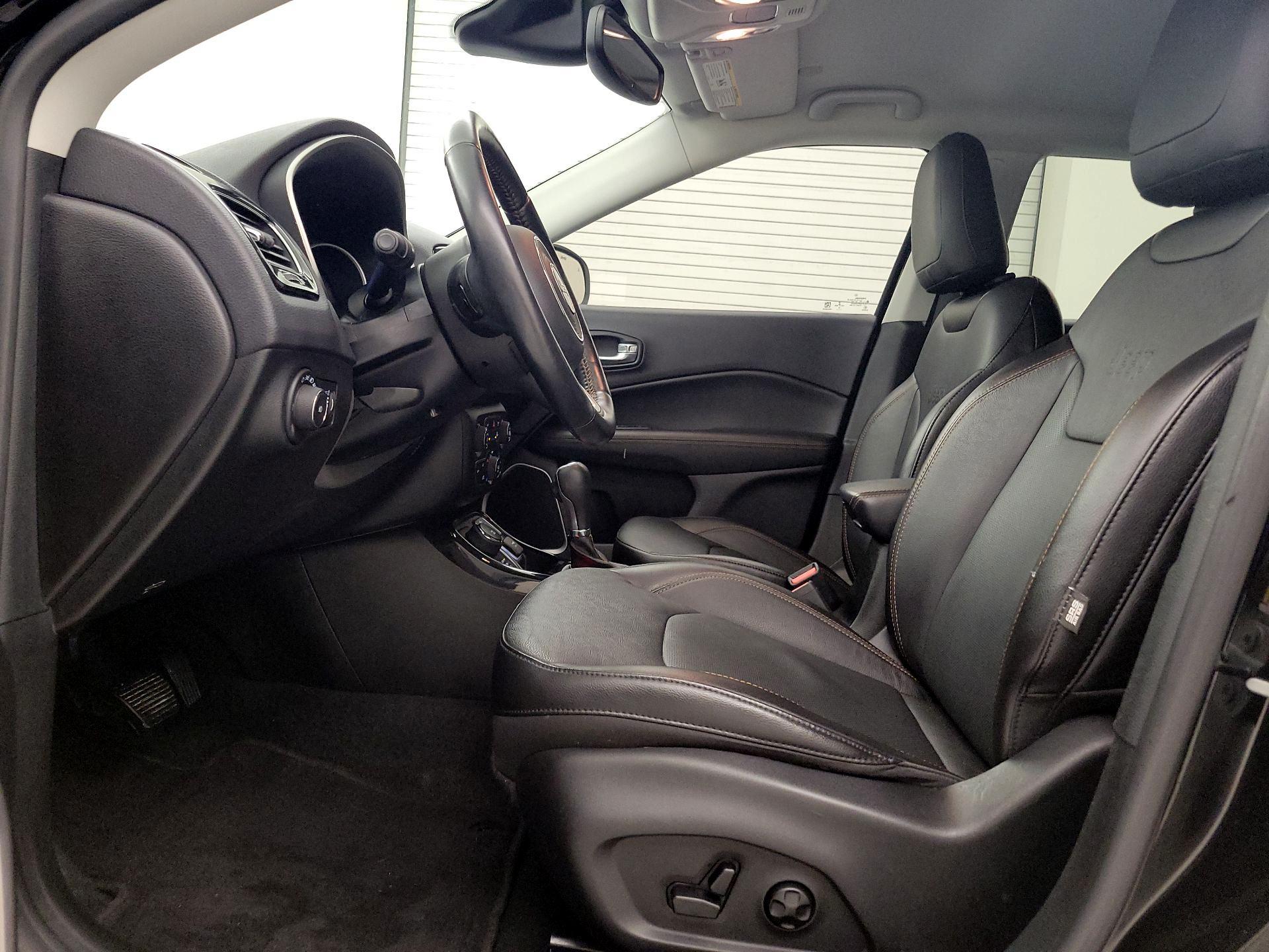 Thumbnail: 2021 Jeep Compass - 11