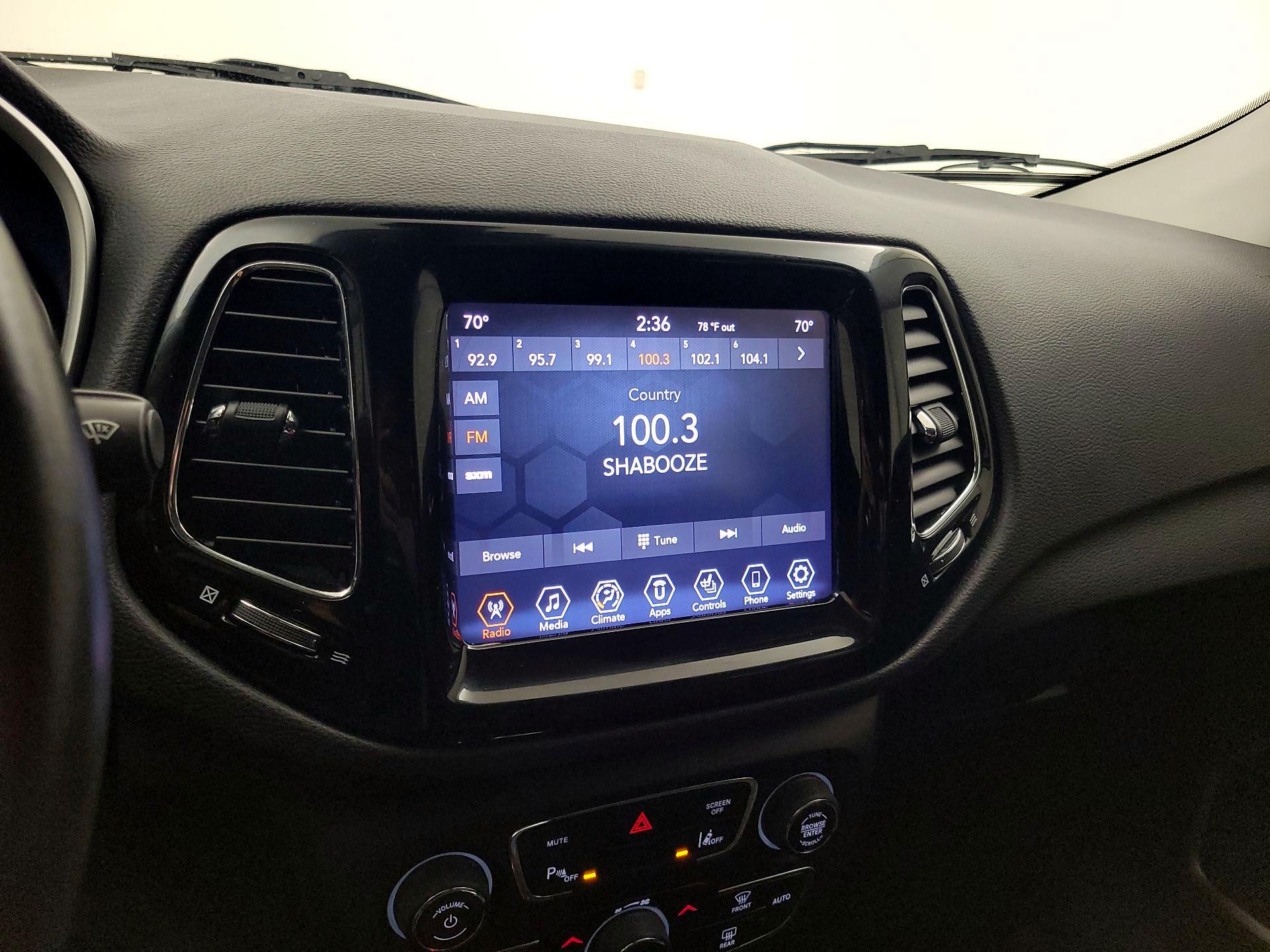 Thumbnail: 2021 Jeep Compass - 15