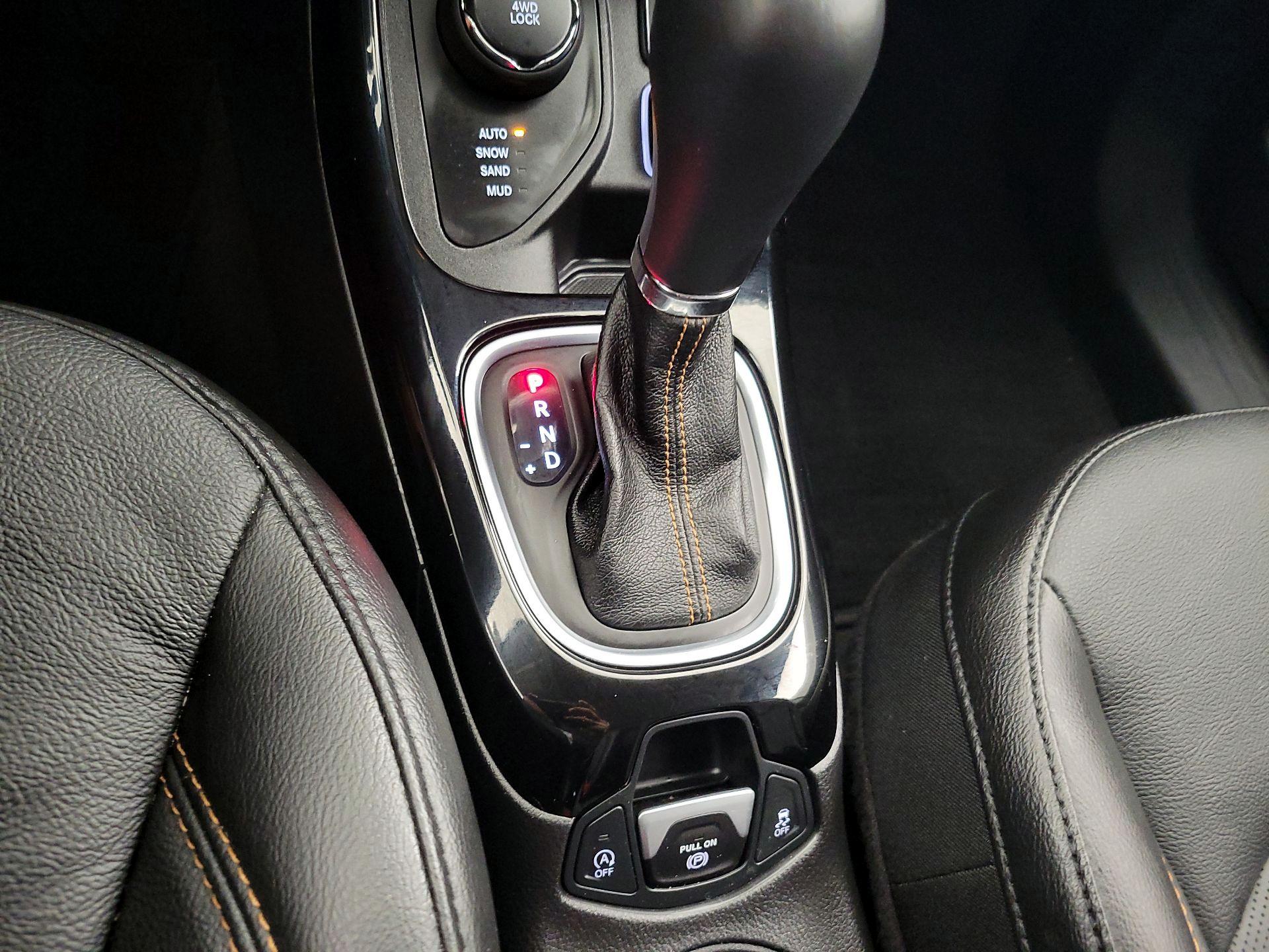 Thumbnail: 2021 Jeep Compass - 17