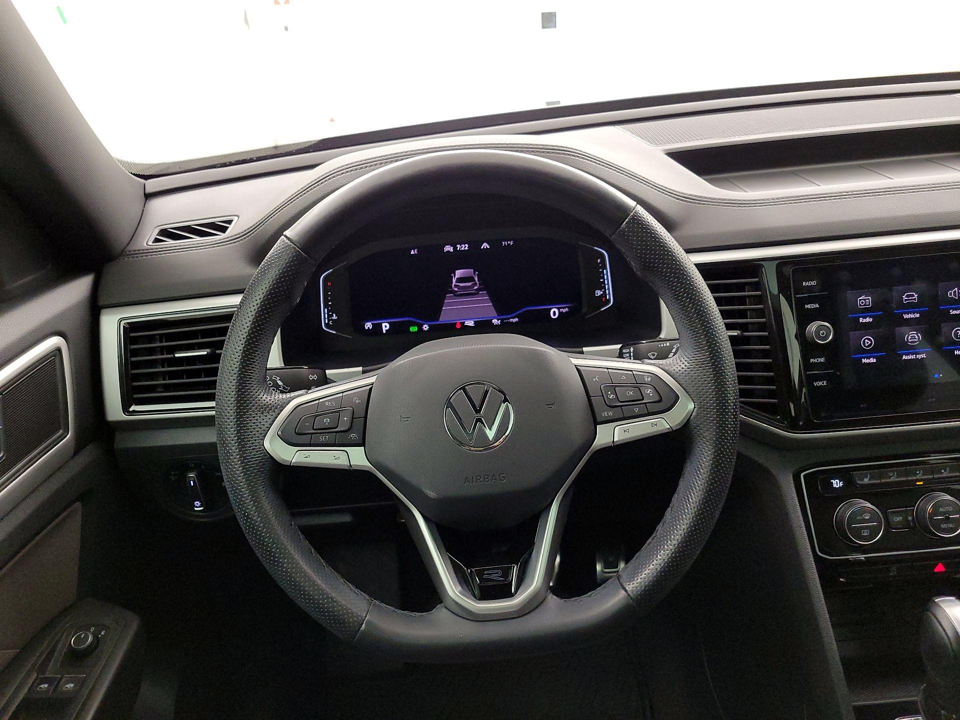 Thumbnail: 2022 Volkswagen Atlas - 10