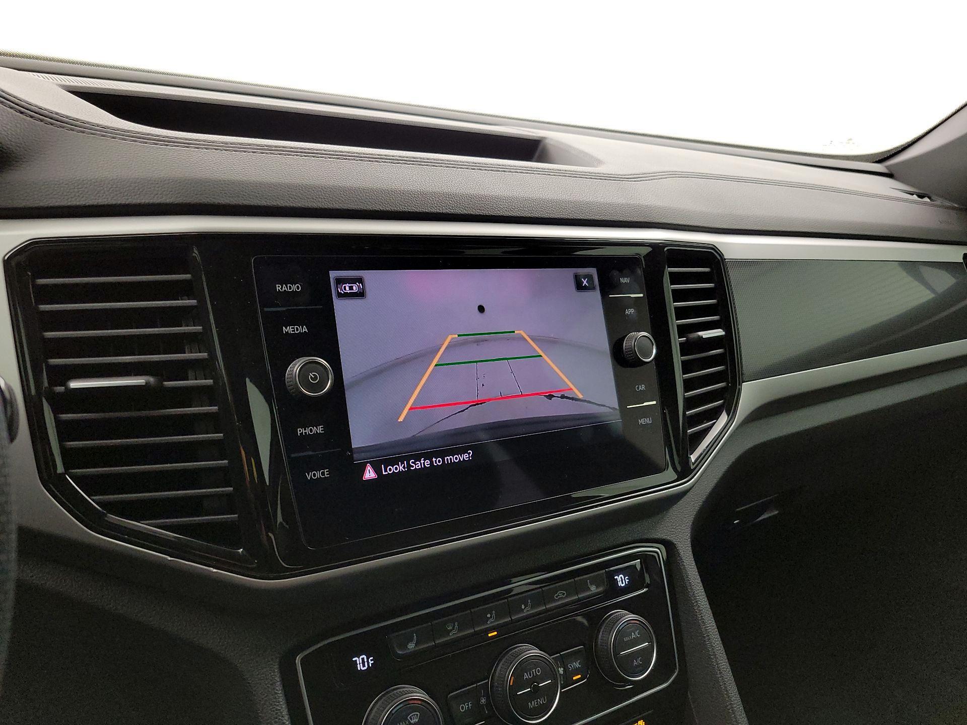 Thumbnail: 2022 Volkswagen Atlas - 15