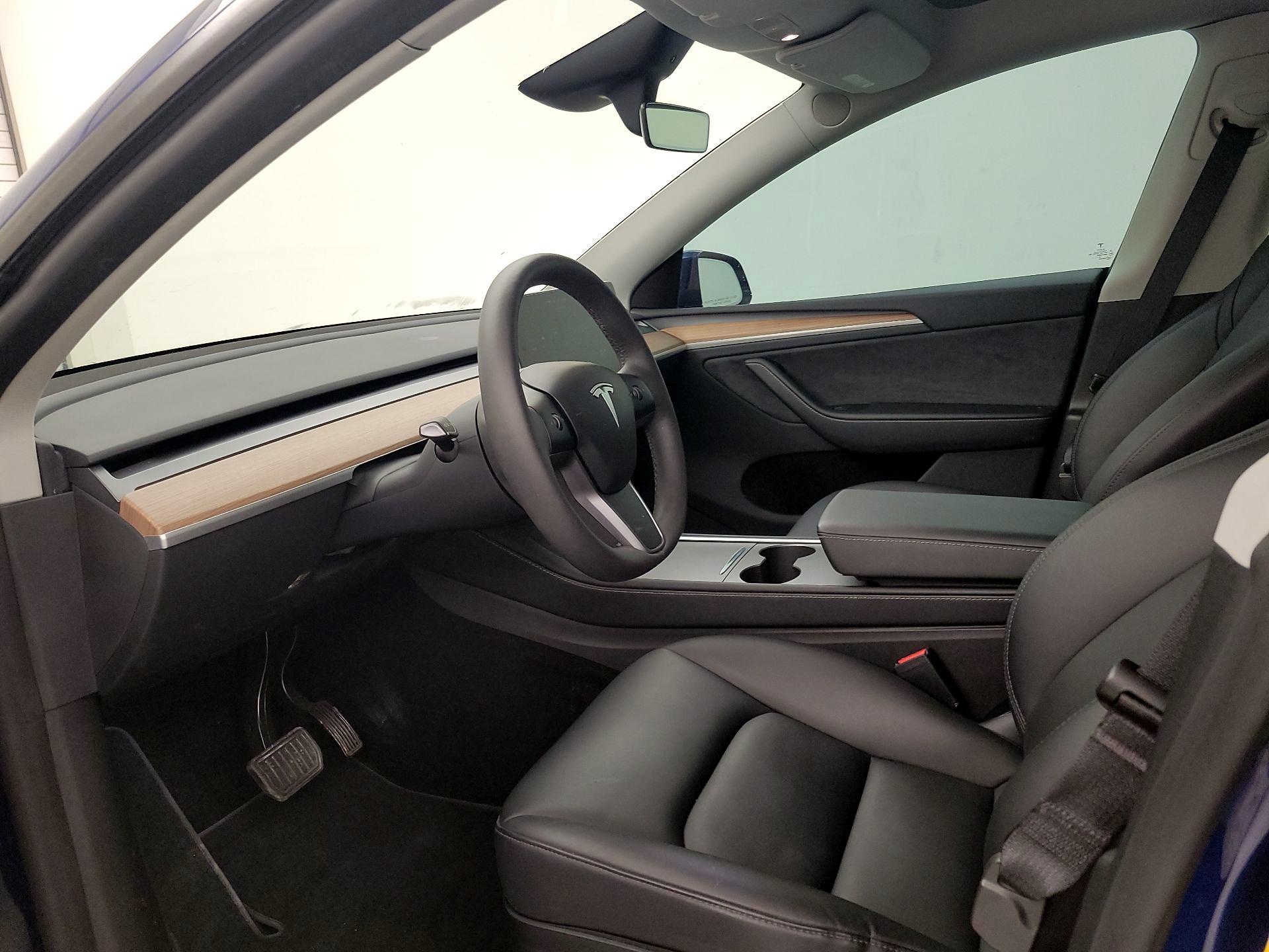 Thumbnail: 2023 Tesla Model Y - 11