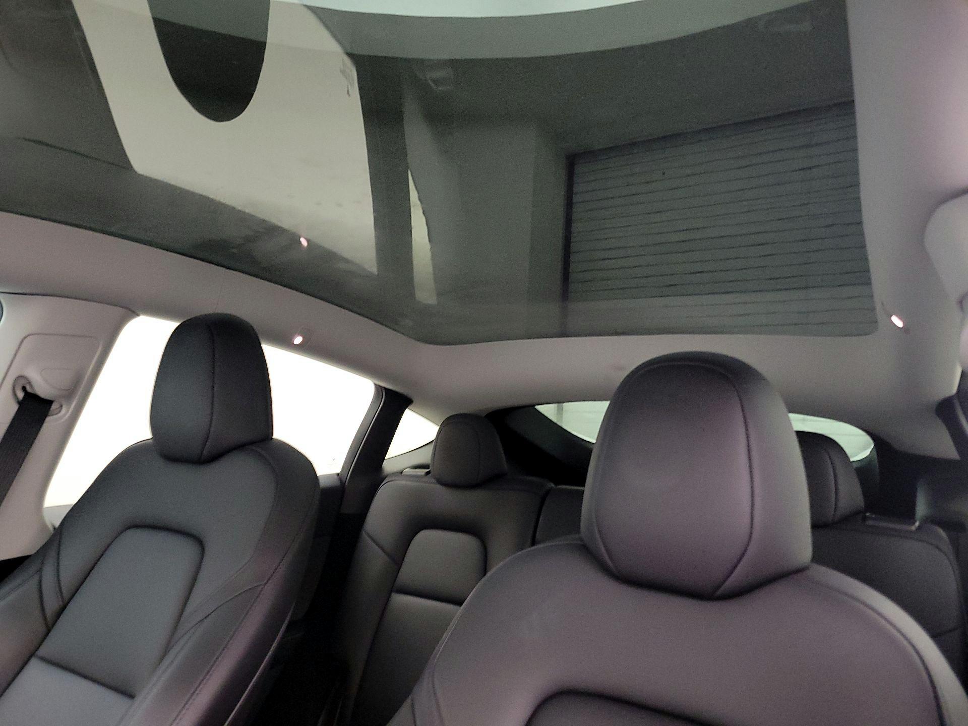 Thumbnail: 2023 Tesla Model Y - 18