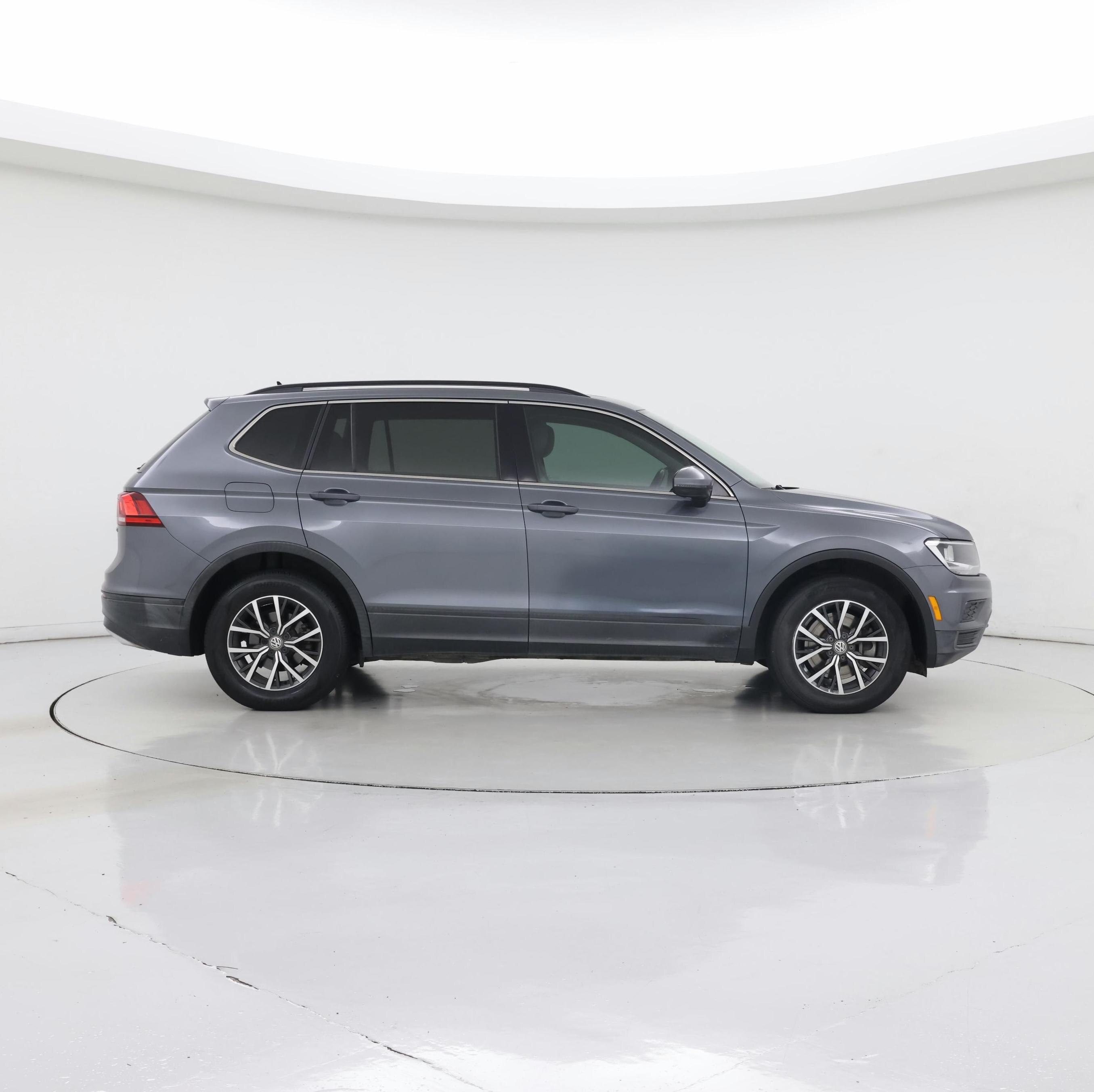Thumbnail: 2019 Volkswagen Tiguan - 7