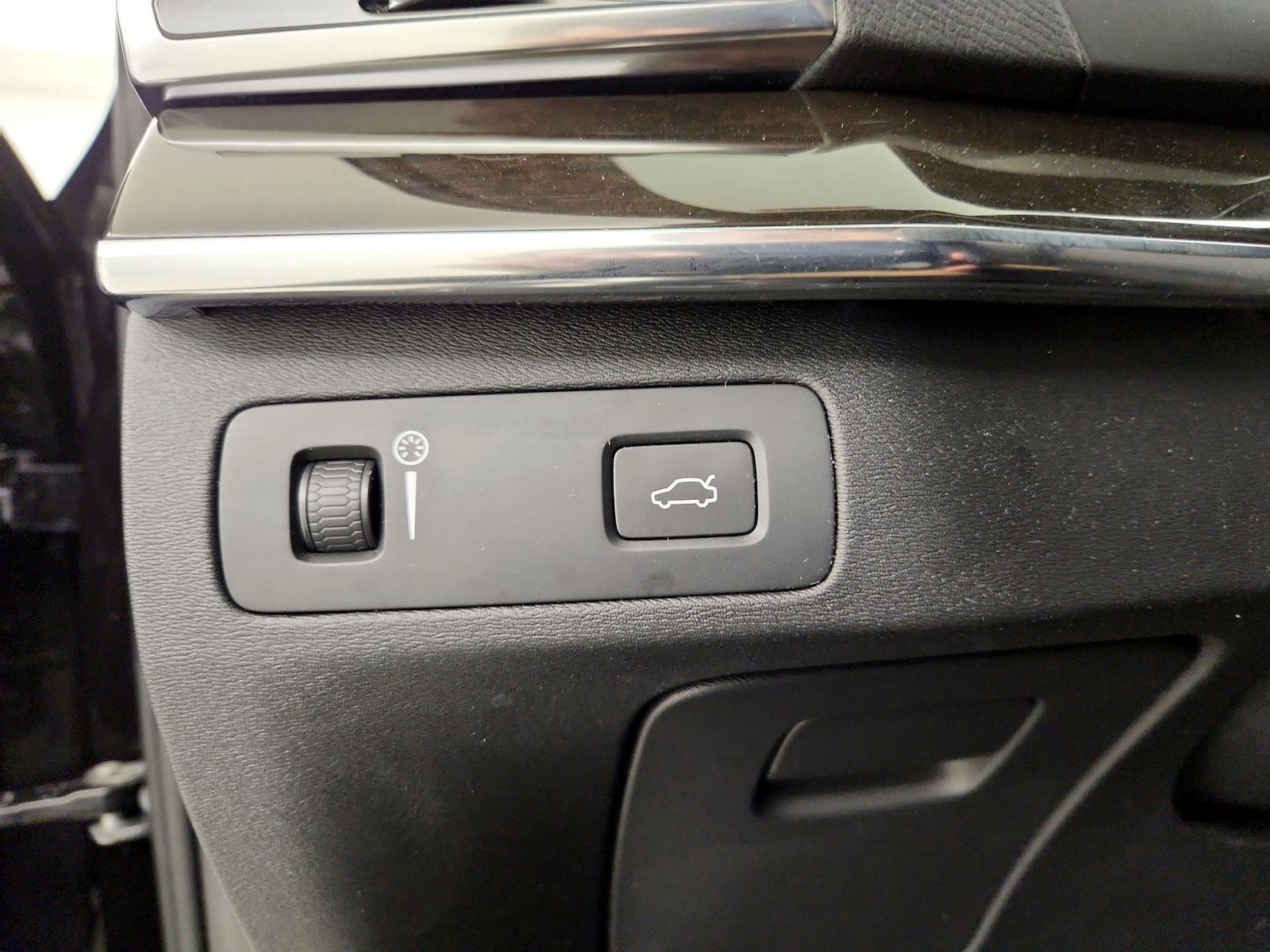 2018 Volvo XC90 Momentum - Photo 14