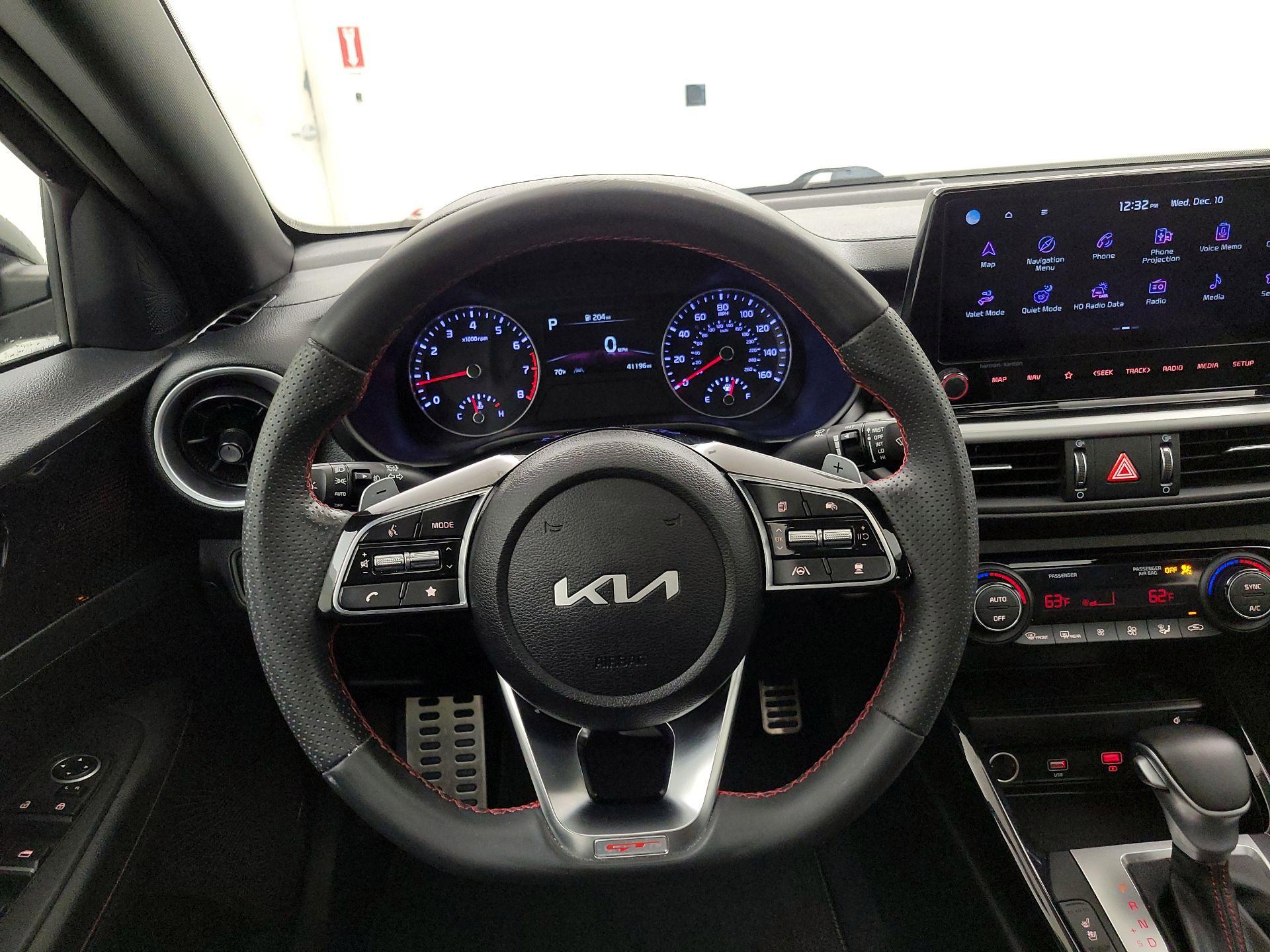 Thumbnail: 2023 Kia Forte - 10