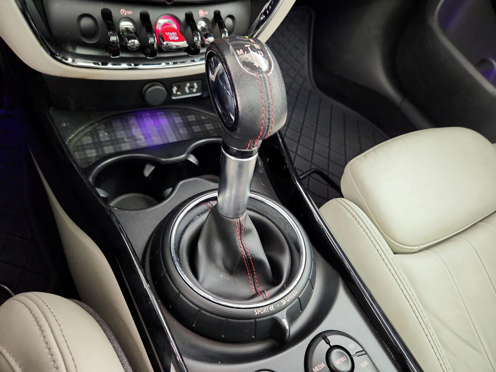 Thumbnail: 2016 MINI Cooper Clubman - 18