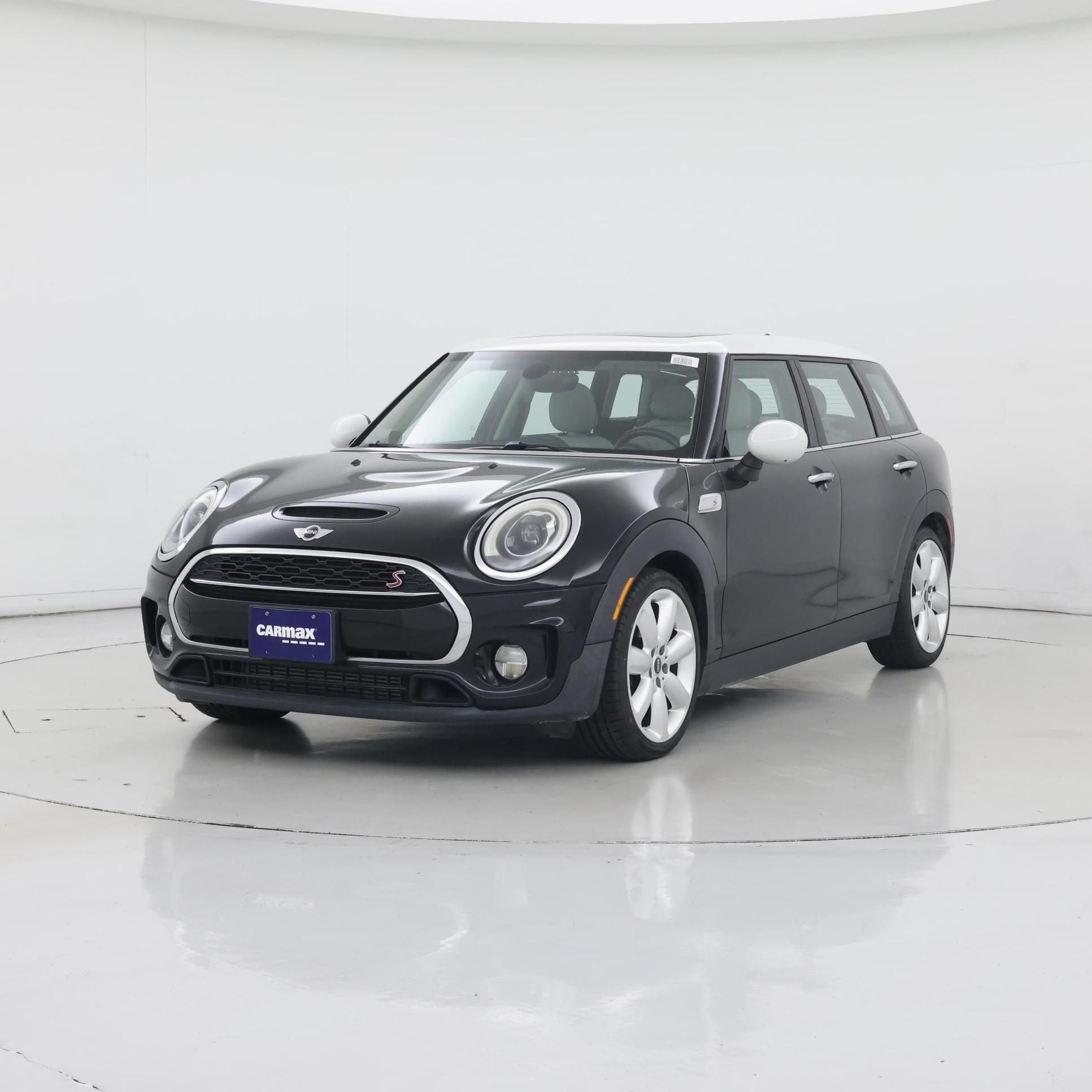 Thumbnail: 2016 MINI Cooper Clubman - 4
