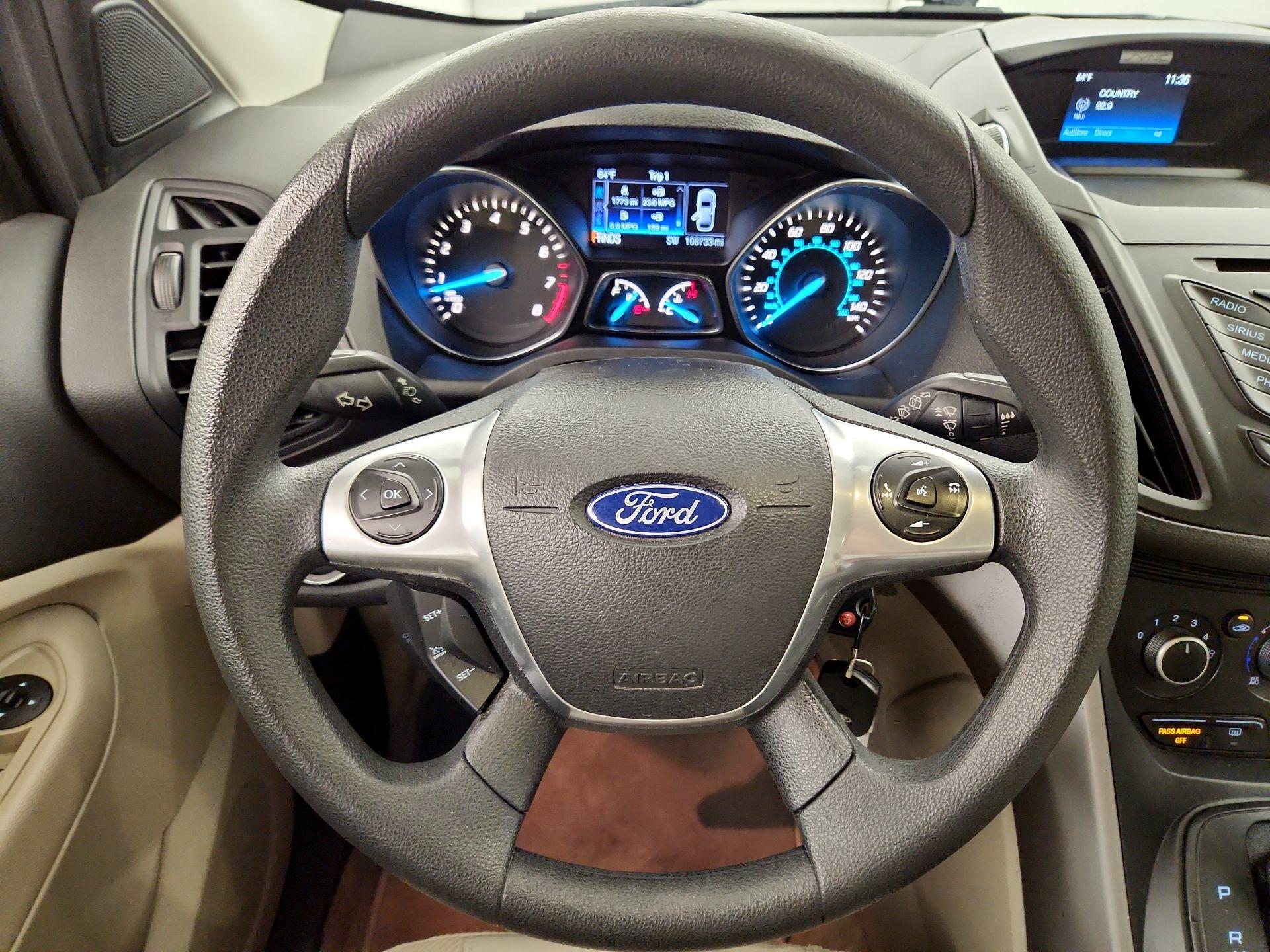 Thumbnail: 2016 Ford Escape - 10