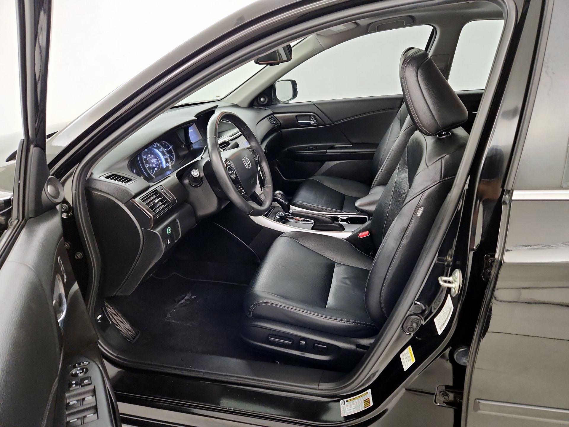 Thumbnail: 2015 Honda Accord - 11