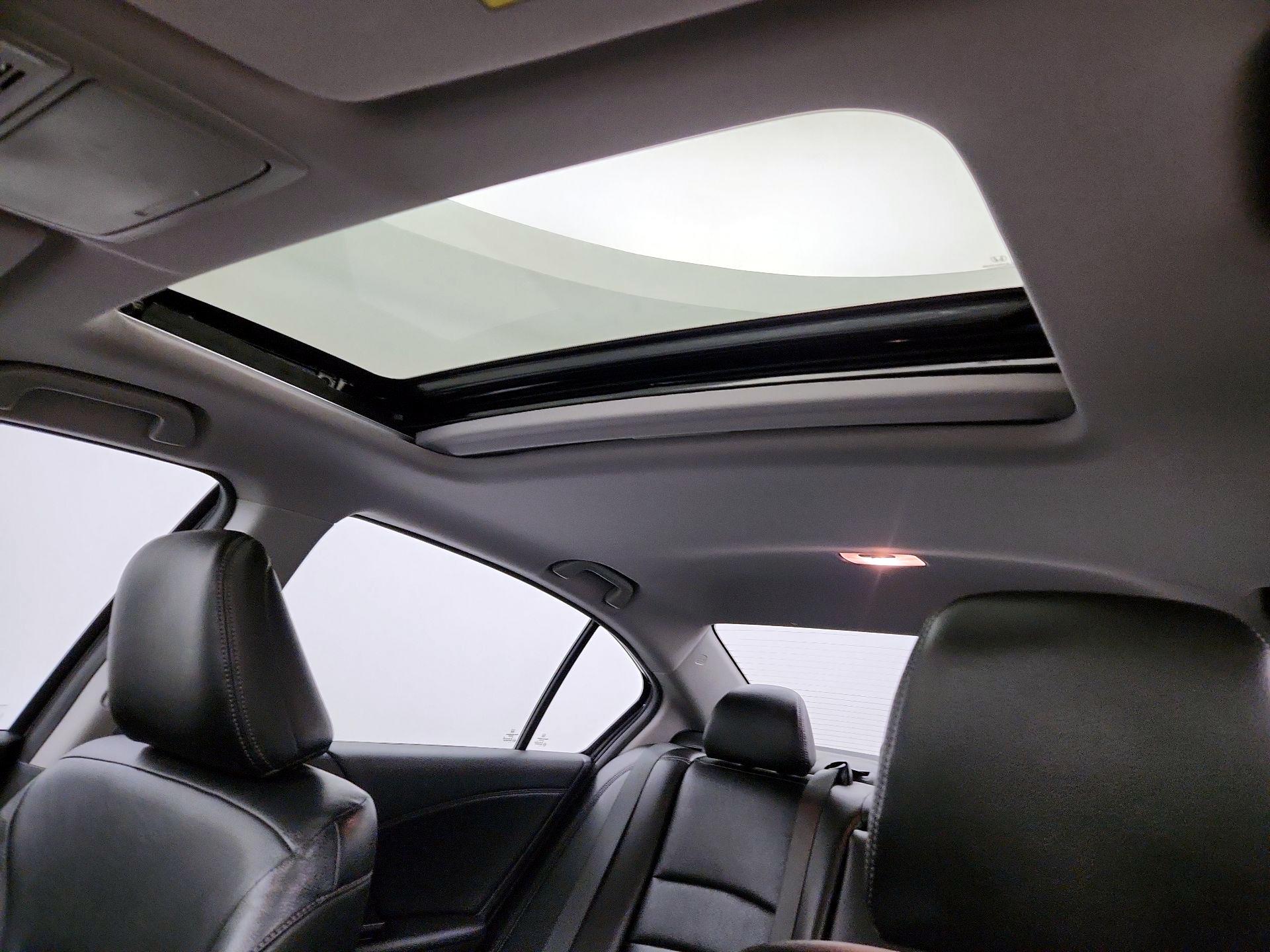 Thumbnail: 2015 Honda Accord - 19