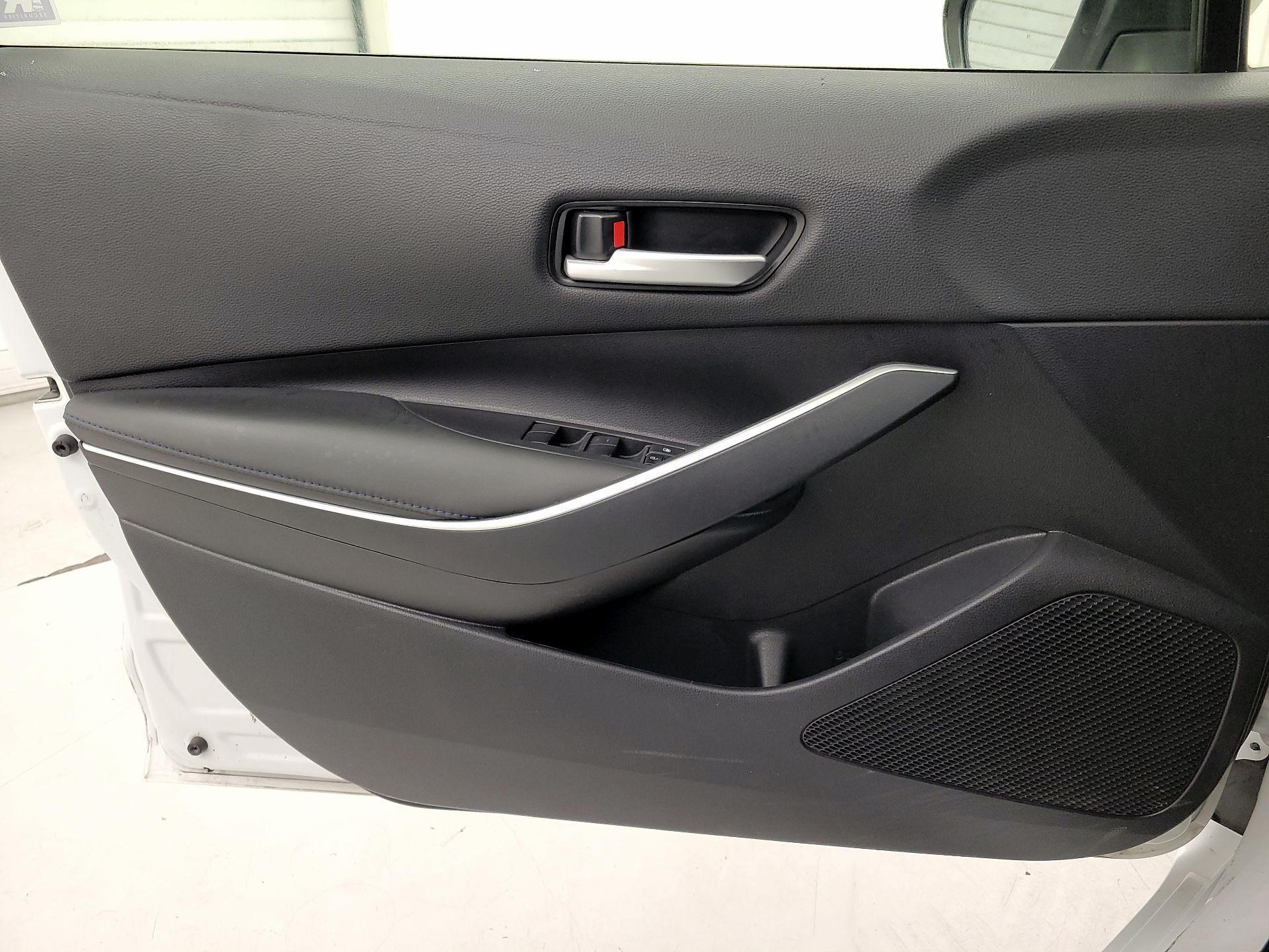 Thumbnail: 2022 Toyota Corolla - 12